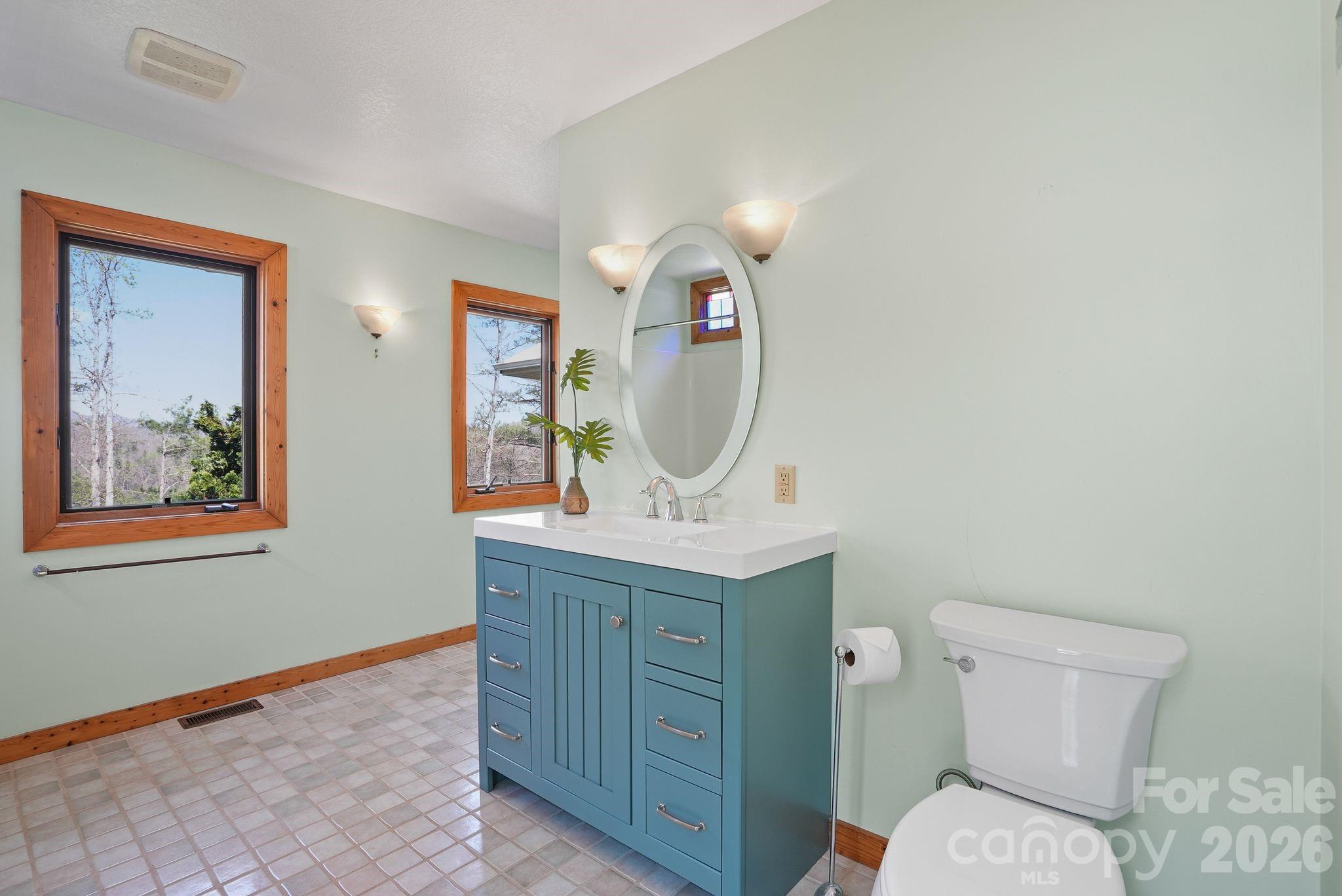 310 Burr Ridge Property Photo 14