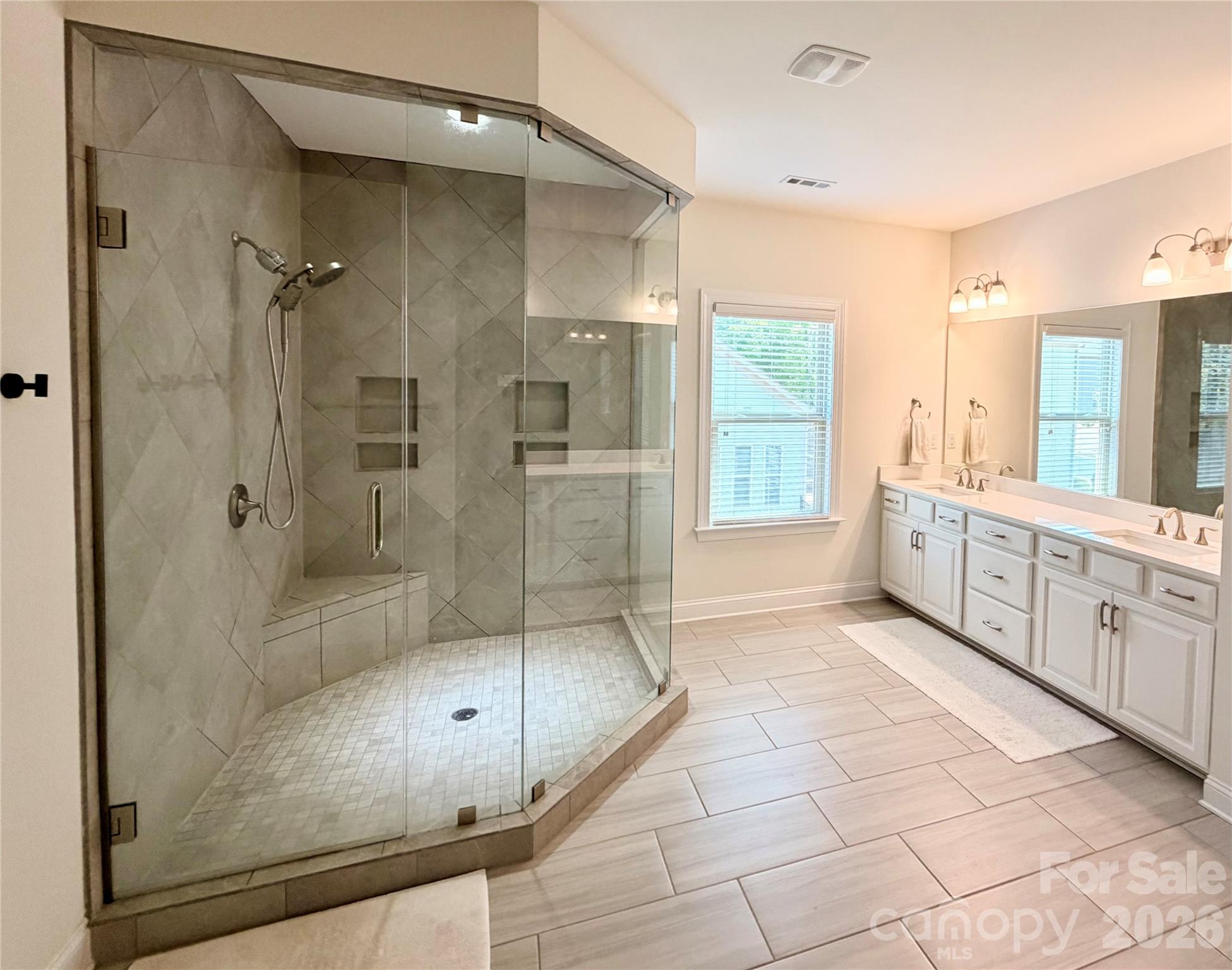 725 Kathy Dianne Drive Property Photo 24