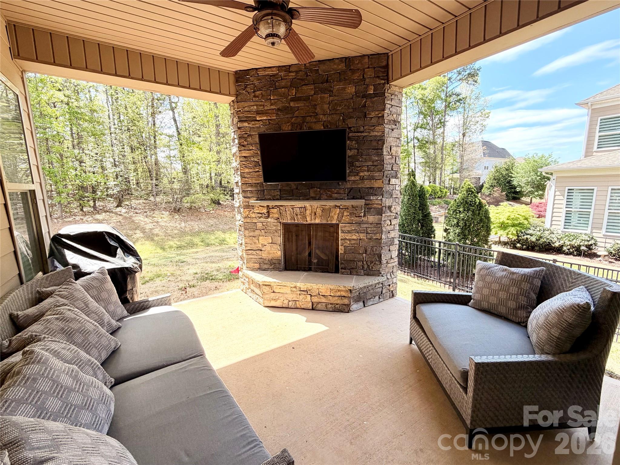 725 Kathy Dianne Drive Property Photo 41