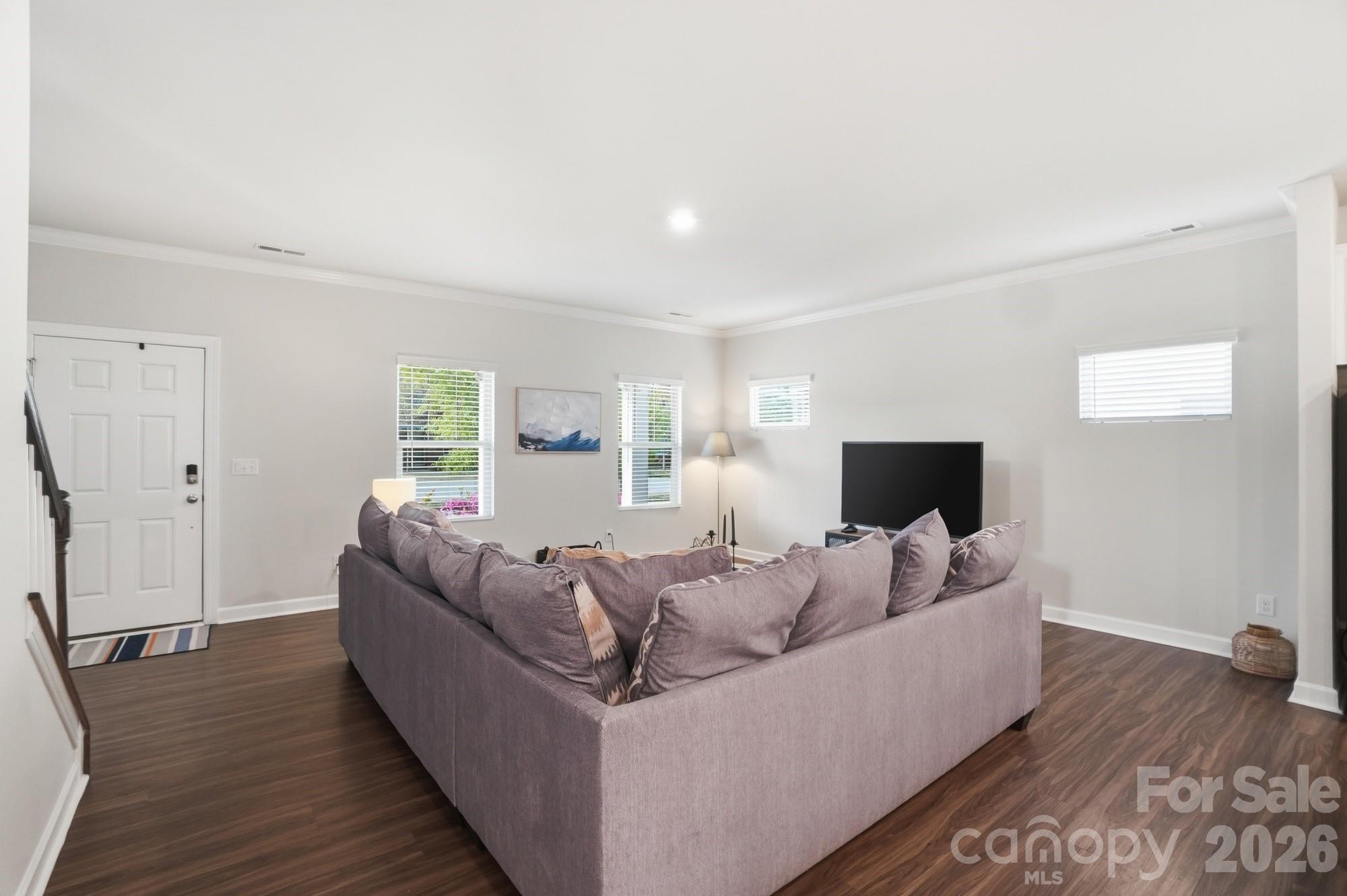 11931 Hambright Road Property Photo 10