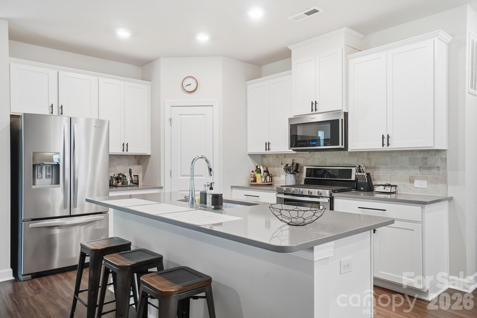 11931 Hambright Road Property Photo 13