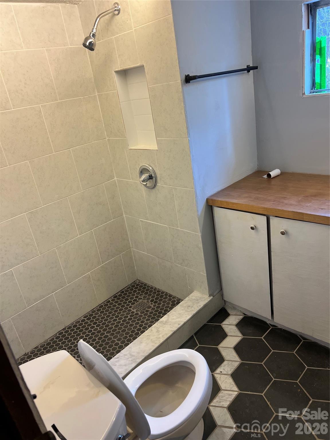 150 Combo Court Property Photo 8