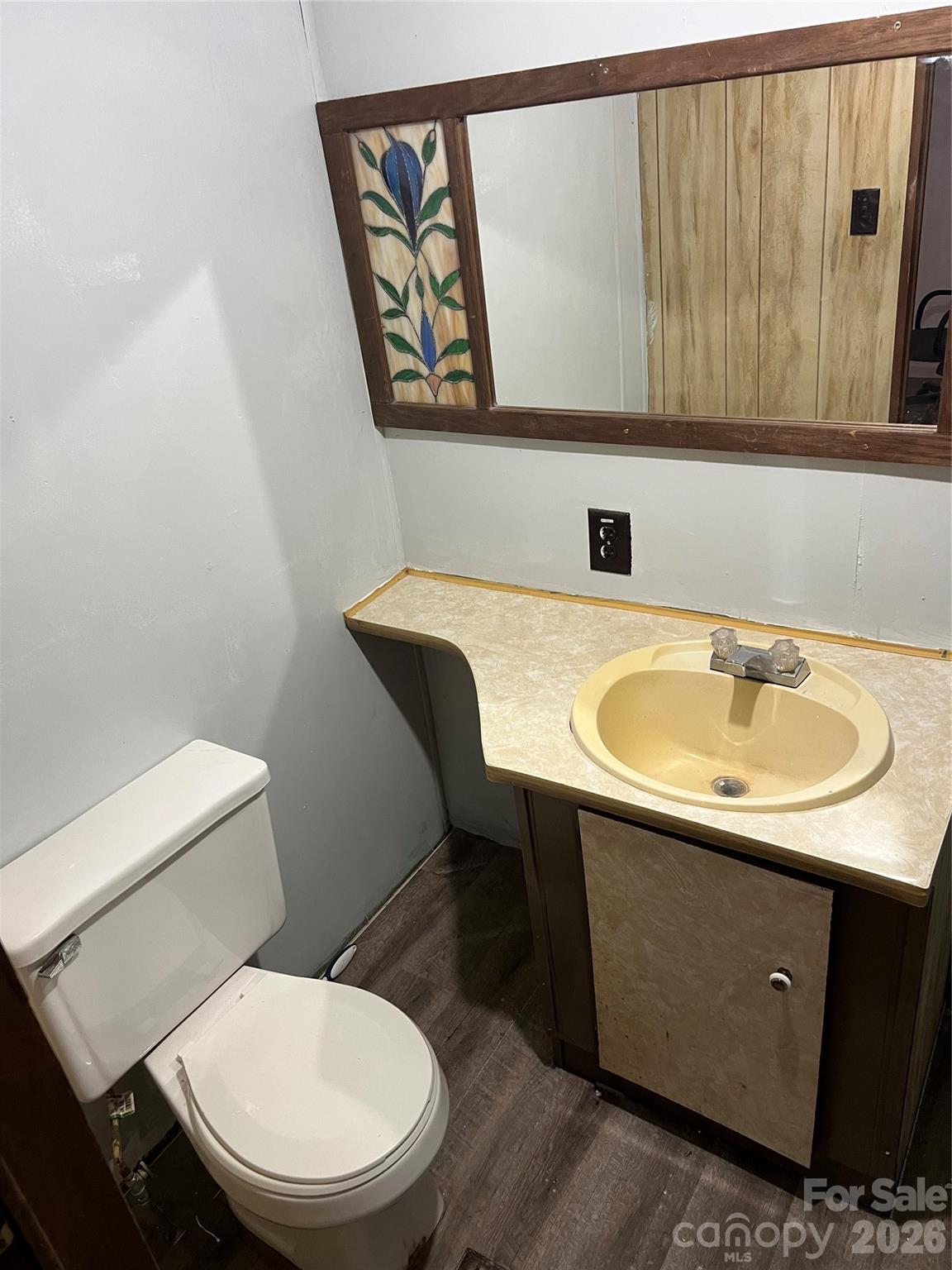 150 Combo Court Property Photo 9