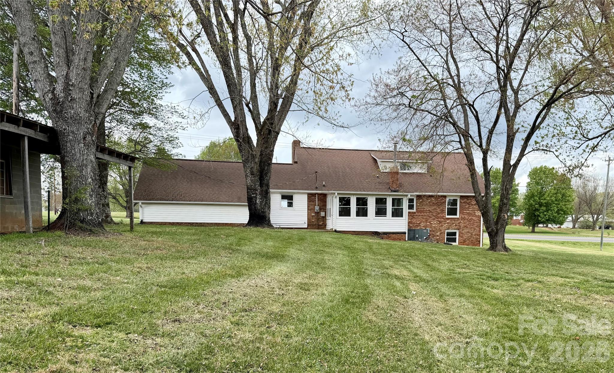 6257 W Nc 10 Highway Property Photo 5