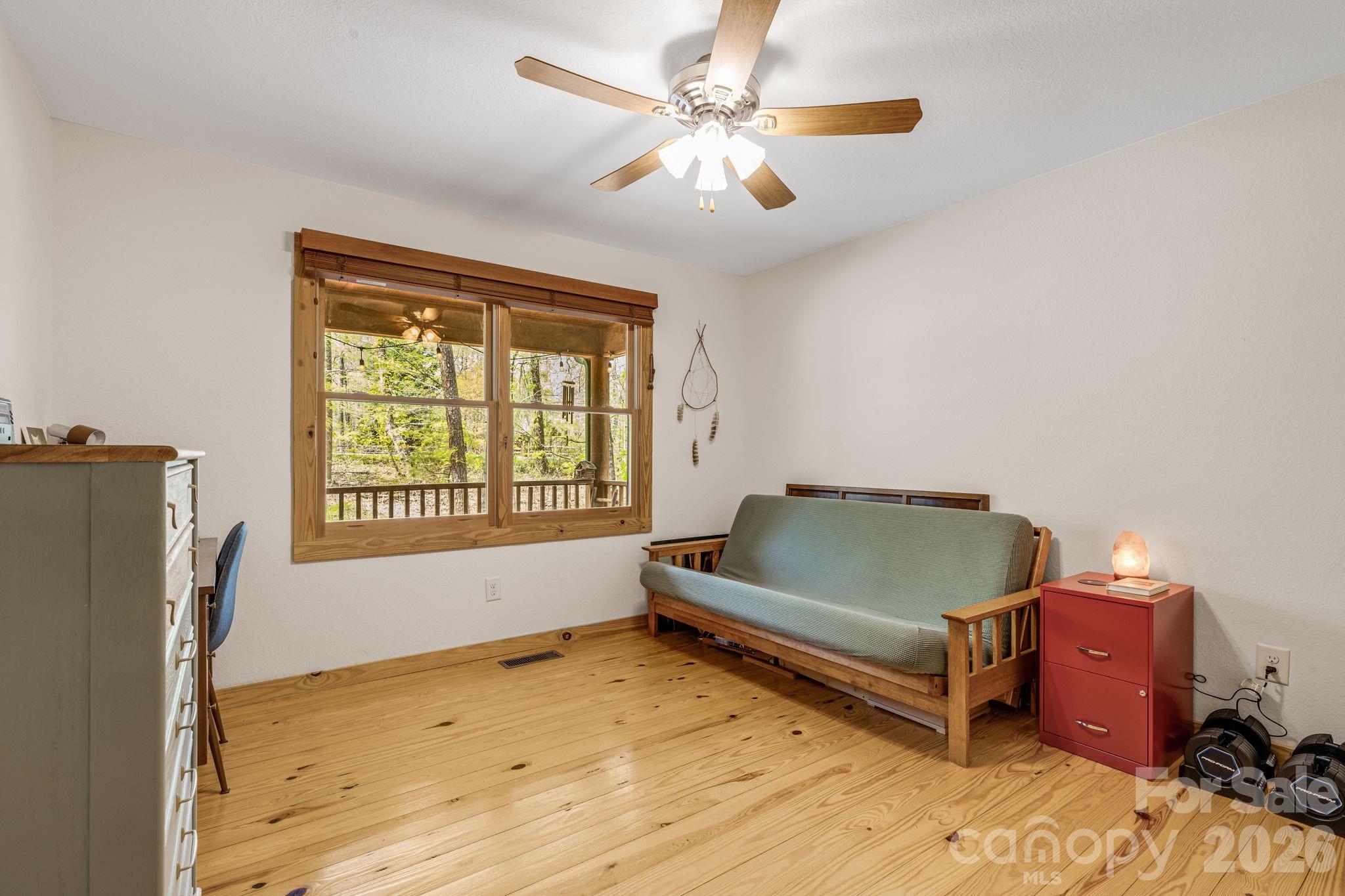 517 Pheasant Street Property Photo 20