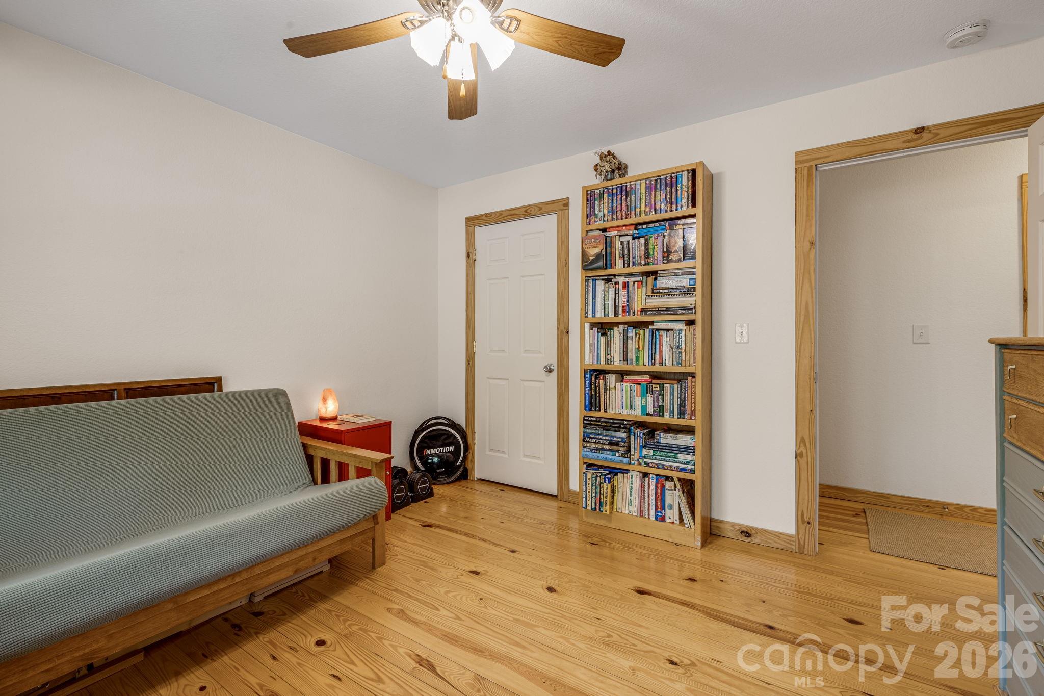 517 Pheasant Street Property Photo 21