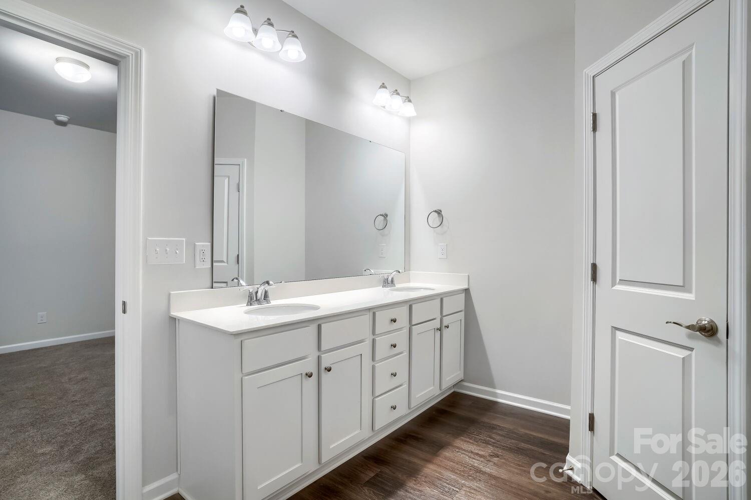 1333 Ron Whicker Drive Property Photo 18