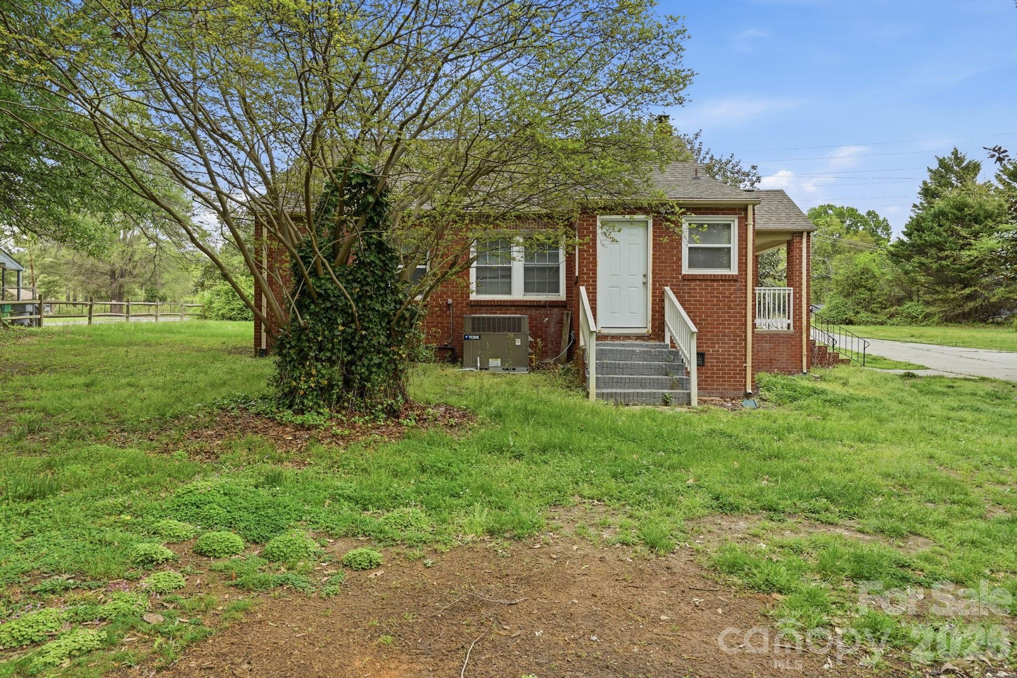 8825 Mcclure Circle Property Photo 32