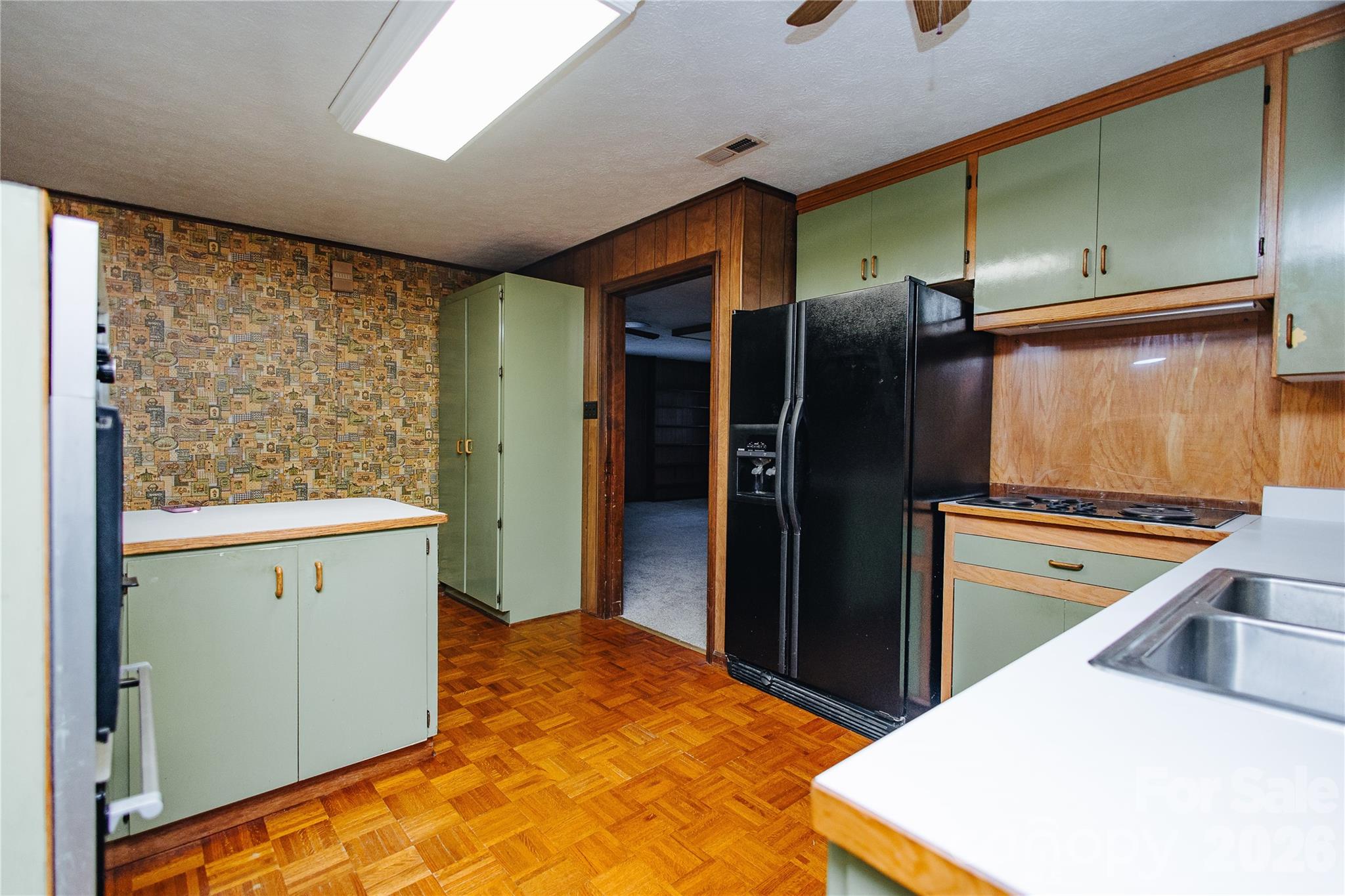 205 Bond Street Property Photo 26