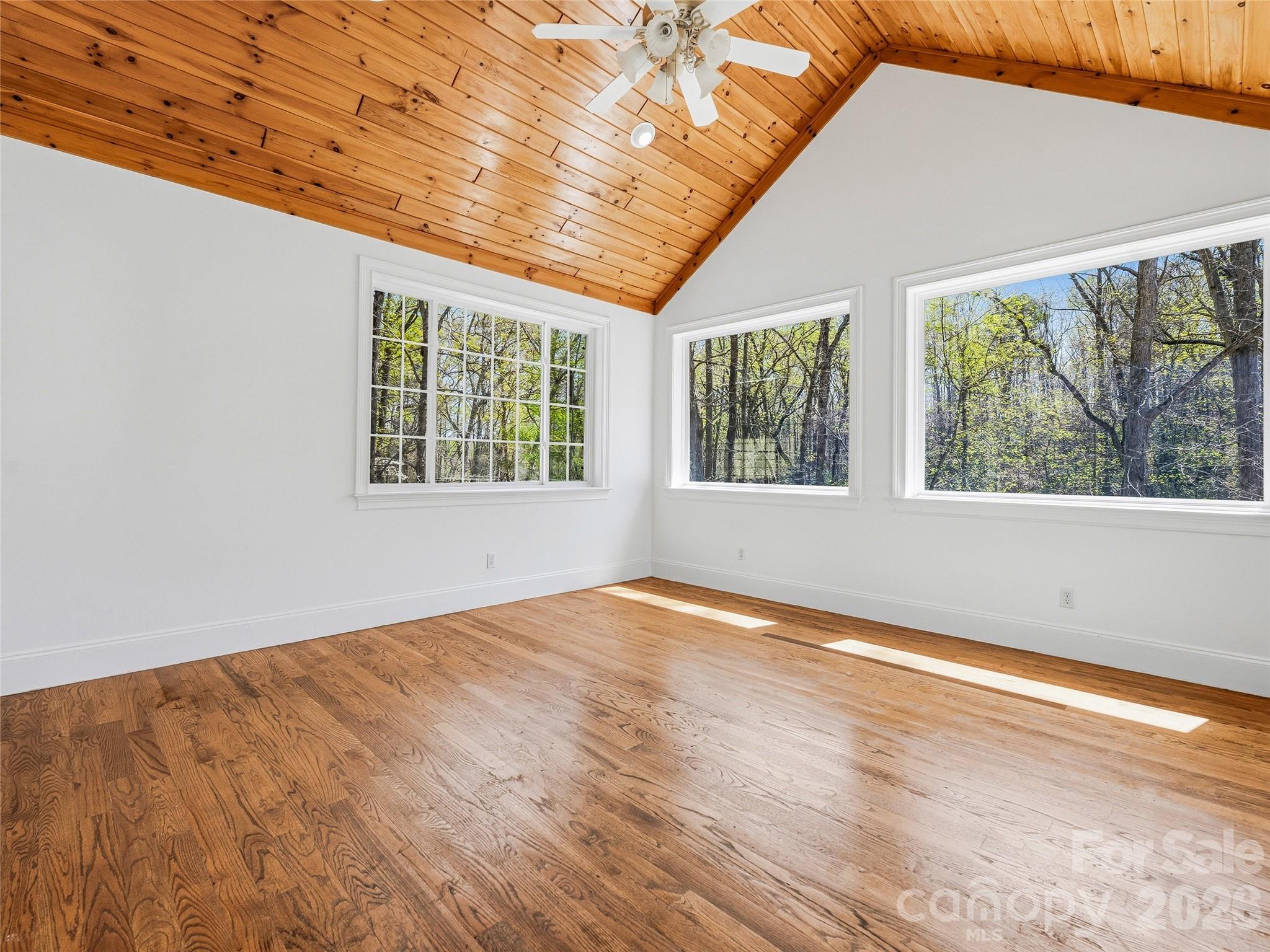 196 Blackbird Lane Property Photo 17