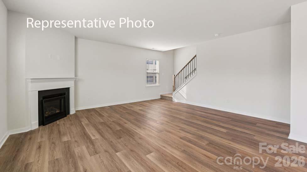6604 Barcelona Way Property Photo 2