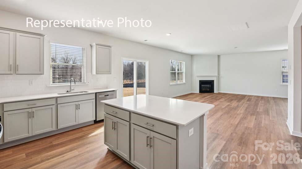 6604 Barcelona Way Property Photo 8