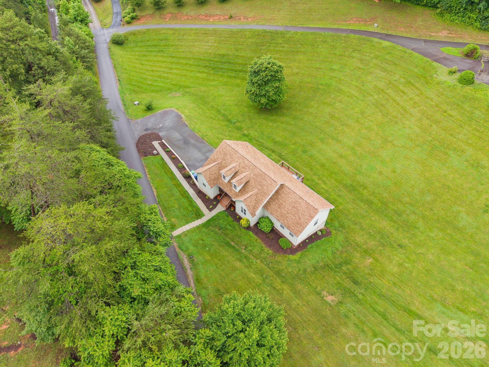 77 Sherry Lane Property Photo 36