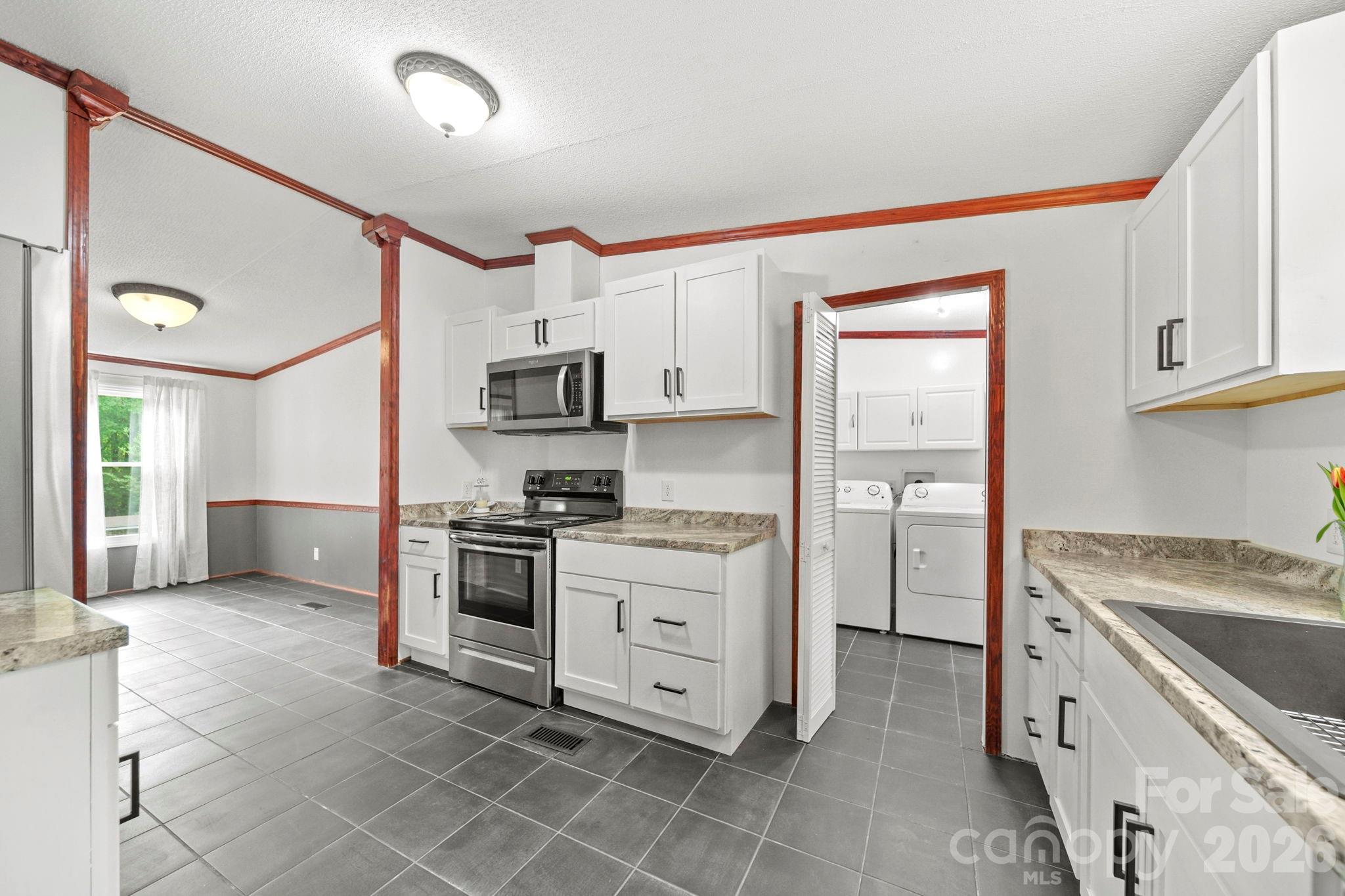 417 Old Tulip Farm Road Property Photo 13