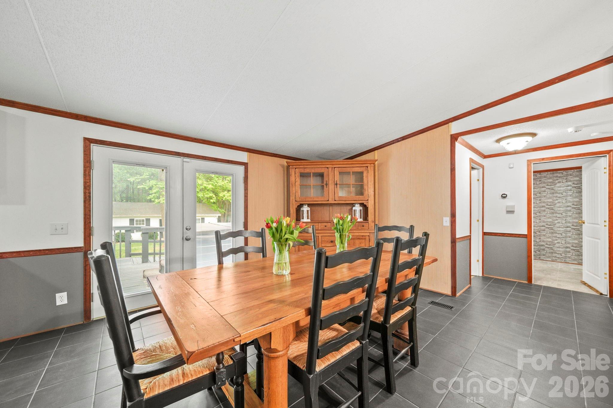 417 Old Tulip Farm Road Property Photo 17