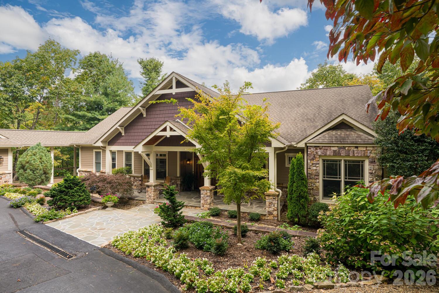 104 Mossridge Court Property Photo 1