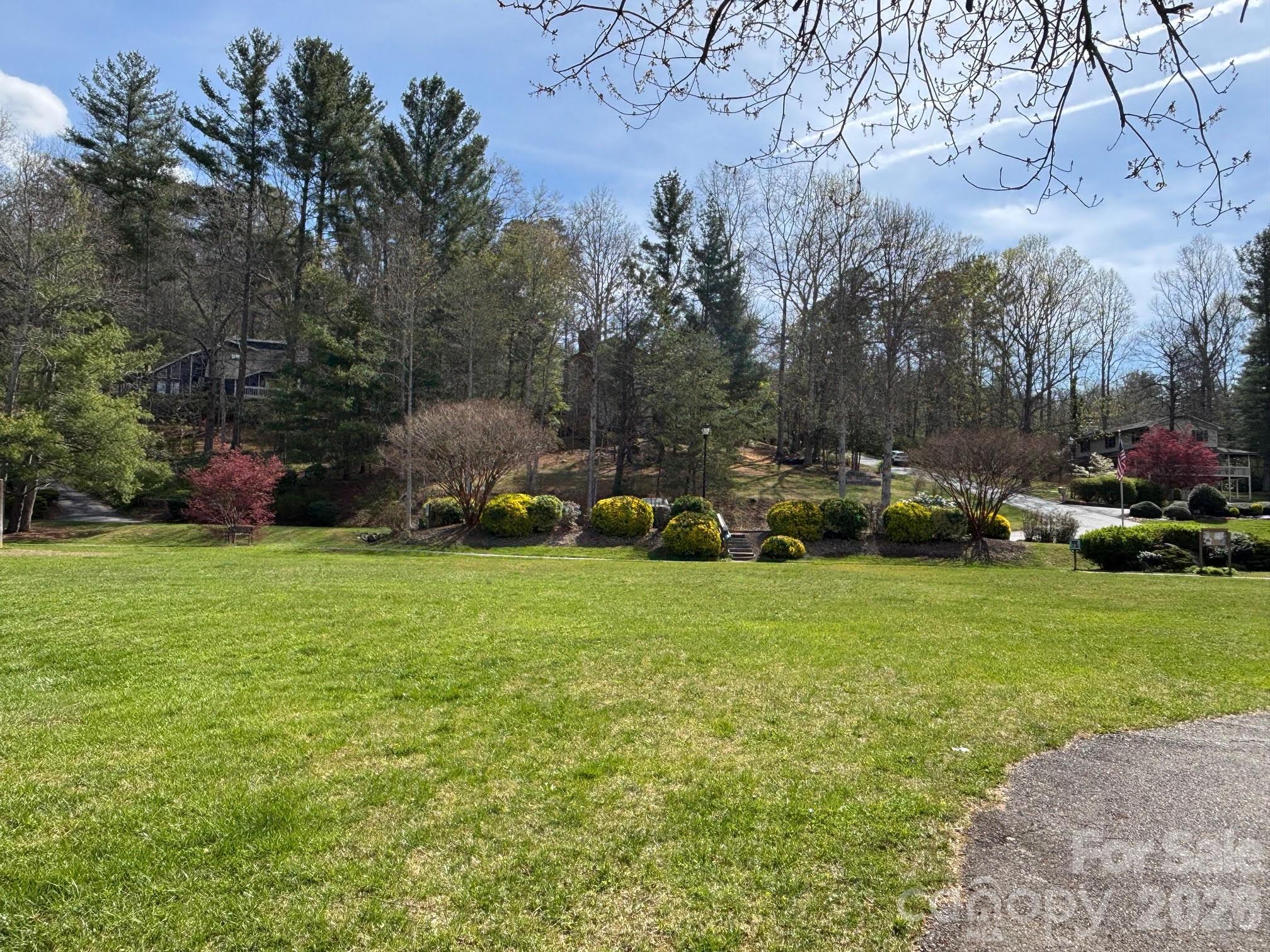 121 Churchill Downs Drive Property Photo 26