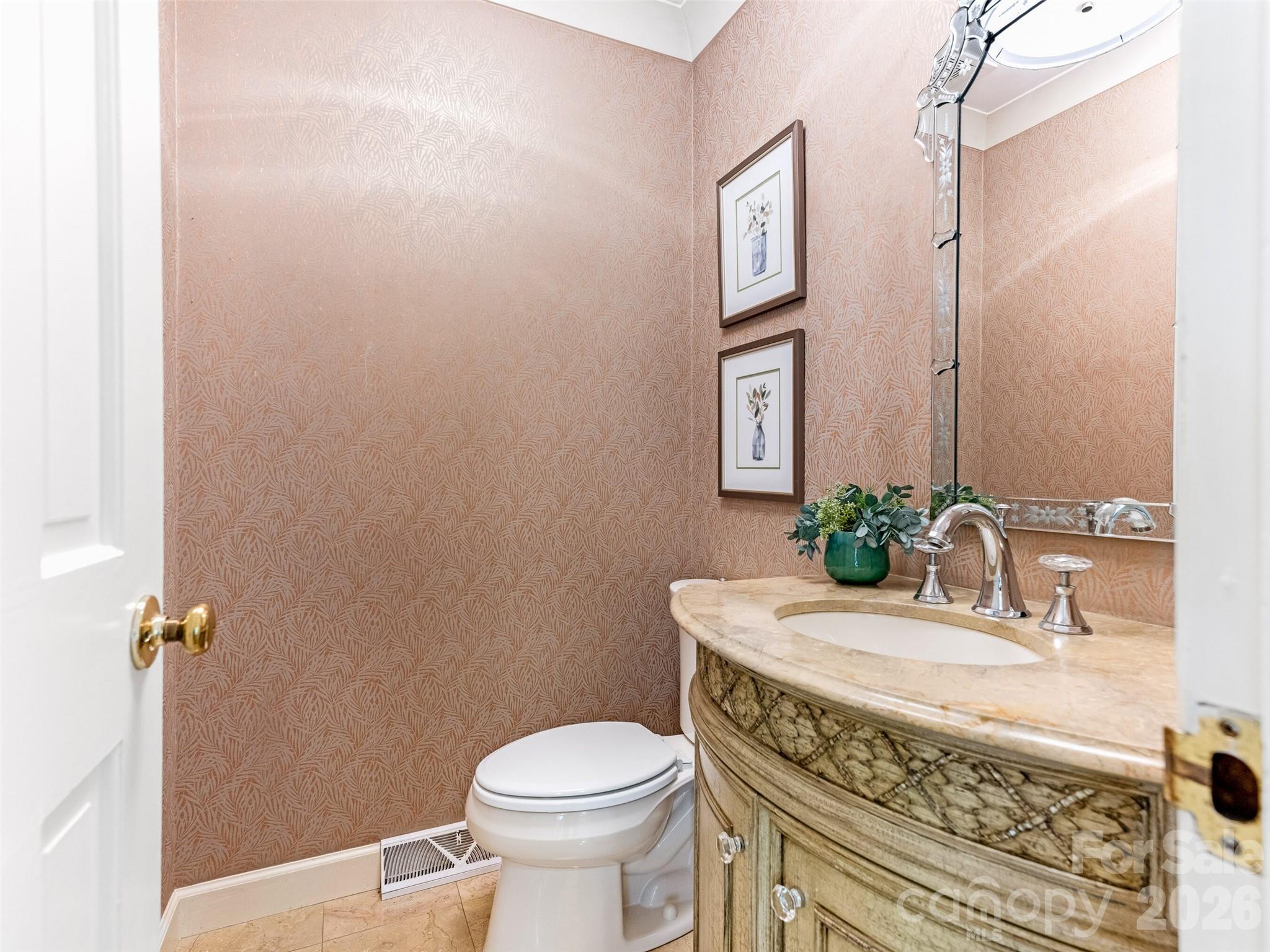 5239 Winding Brook Road Property Photo 7