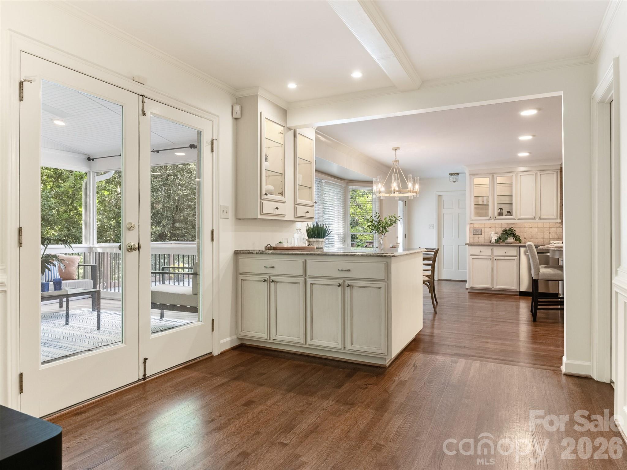 5239 Winding Brook Road Property Photo 8