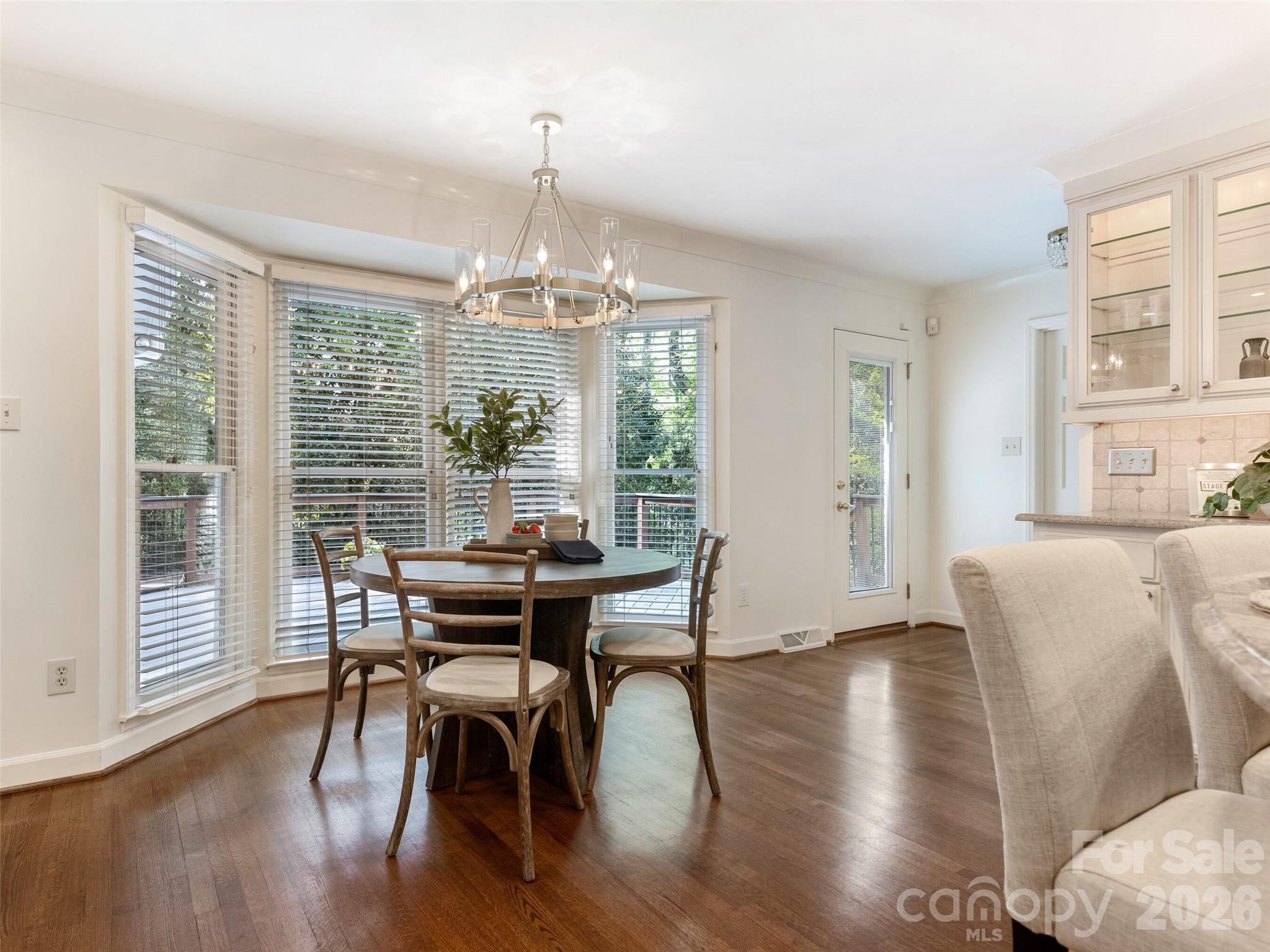 5239 Winding Brook Road Property Photo 9