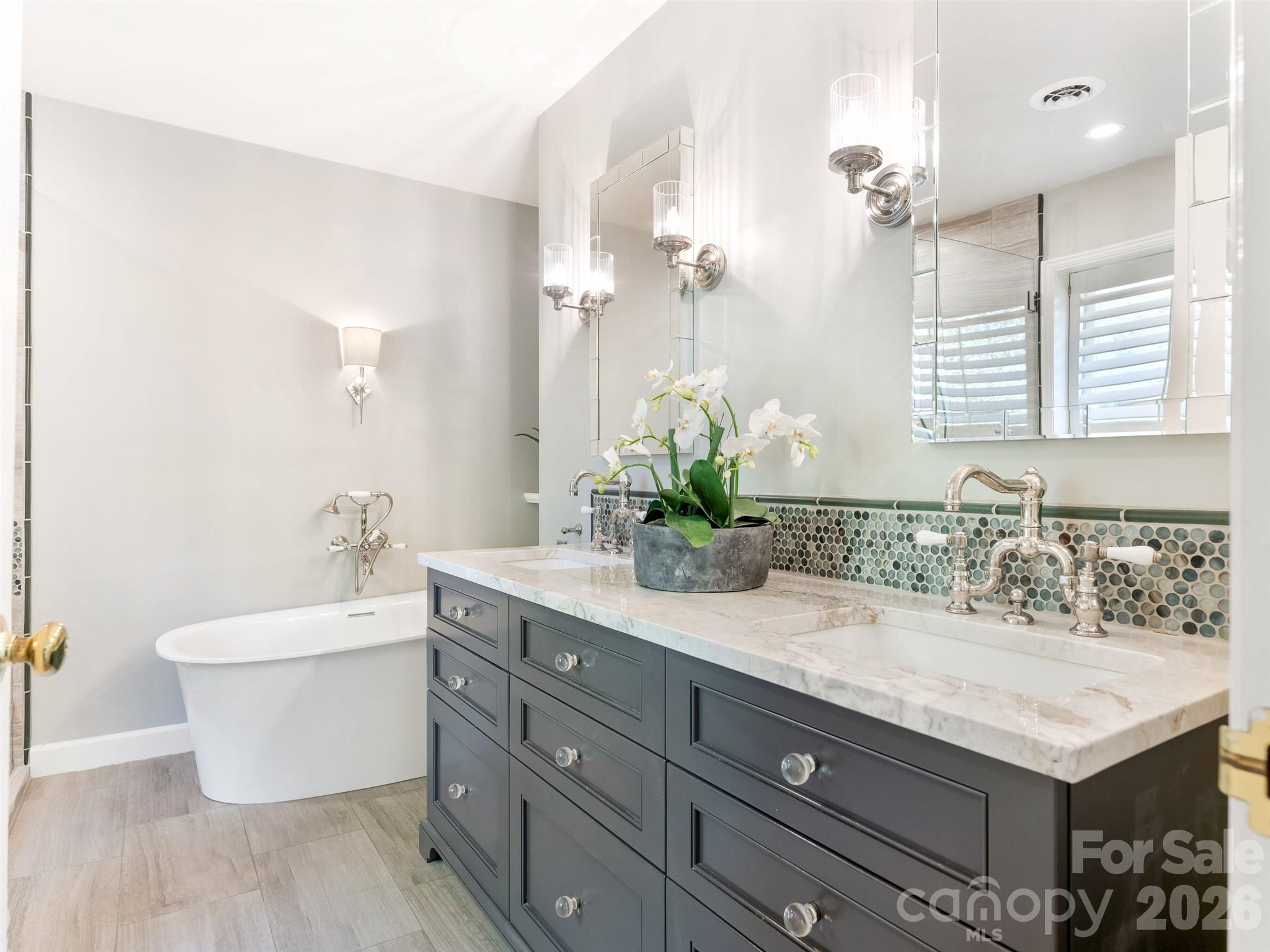 5239 Winding Brook Road Property Photo 15