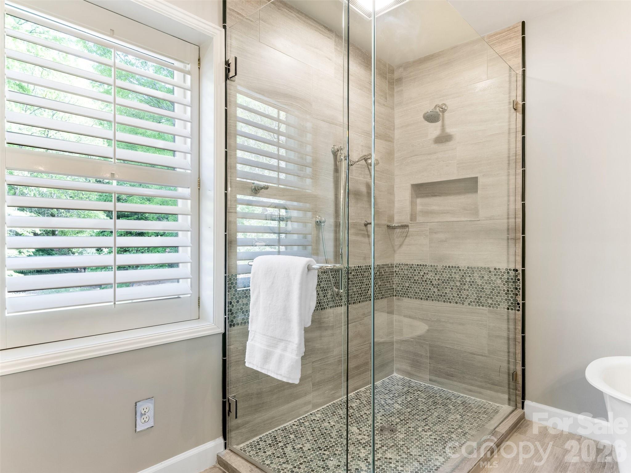 5239 Winding Brook Road Property Photo 16