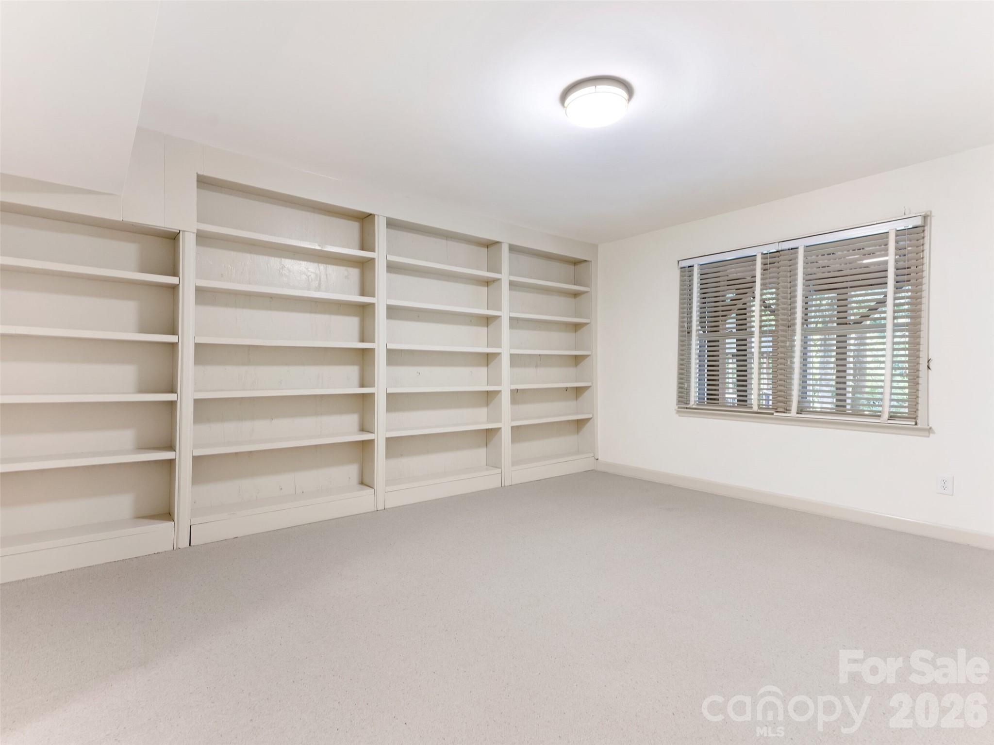 5239 Winding Brook Road Property Photo 20