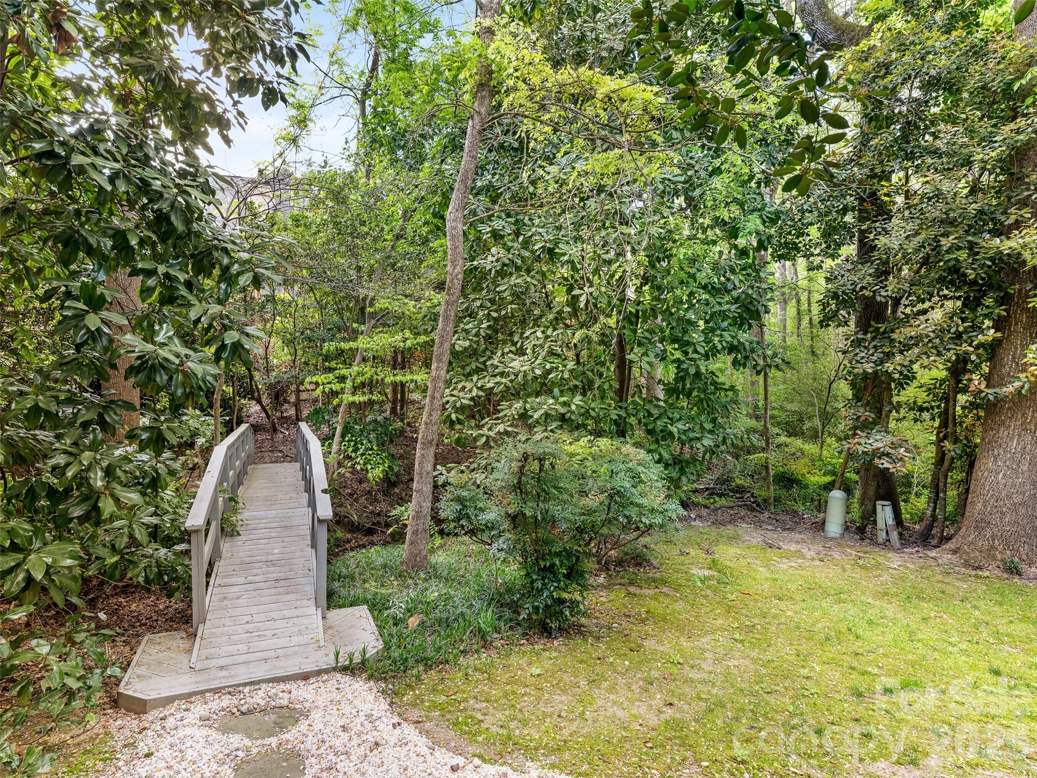 5239 Winding Brook Road Property Photo 27