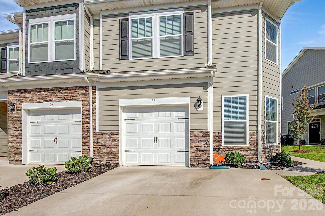 33 Cedar Hill Road Property Photo 2