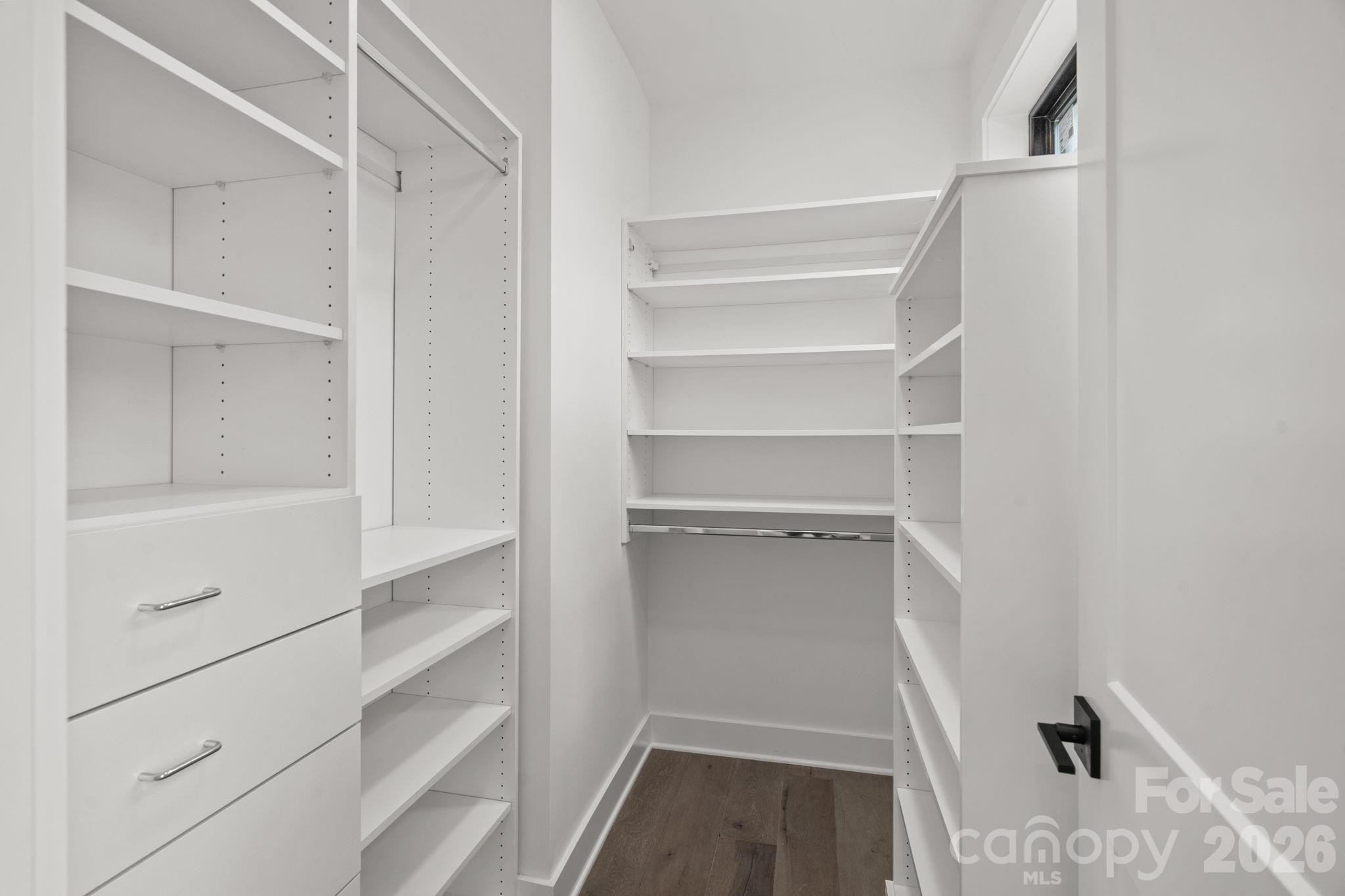 1006 Westbrook Drive B Property Photo 20