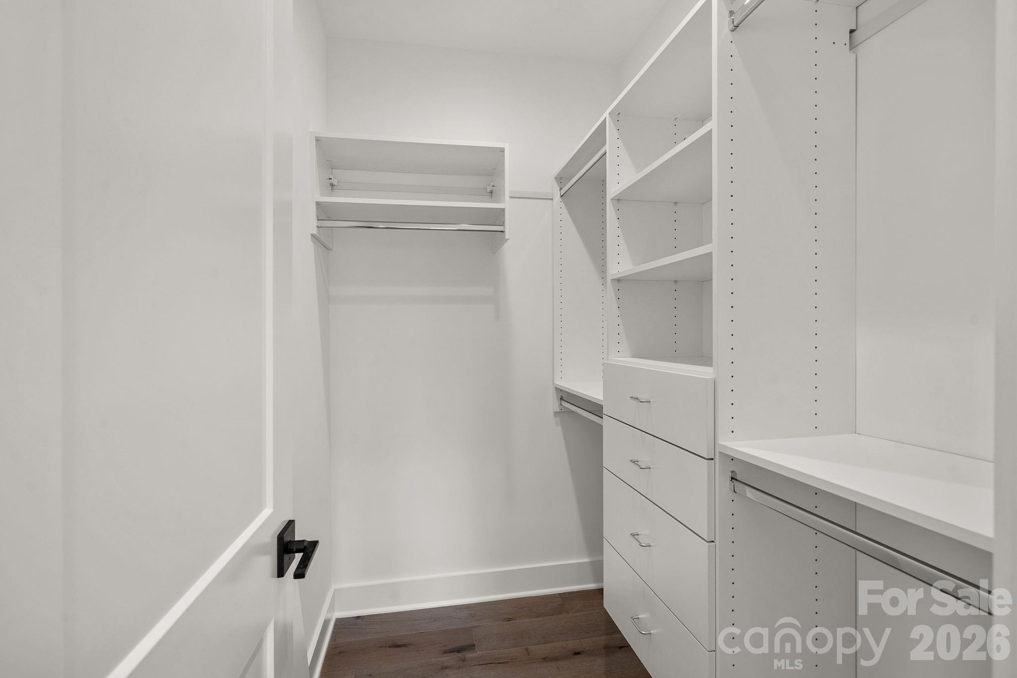 1006 Westbrook Drive B Property Photo 21