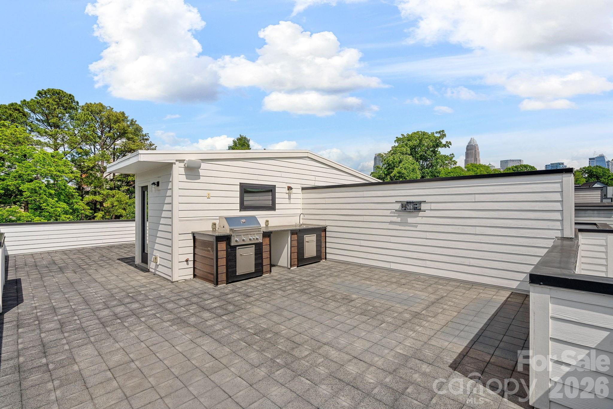 1006 Westbrook Drive B Property Photo 36