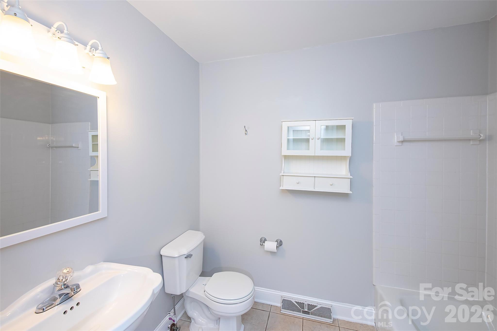 6629 Knightswood Drive Property Photo 11