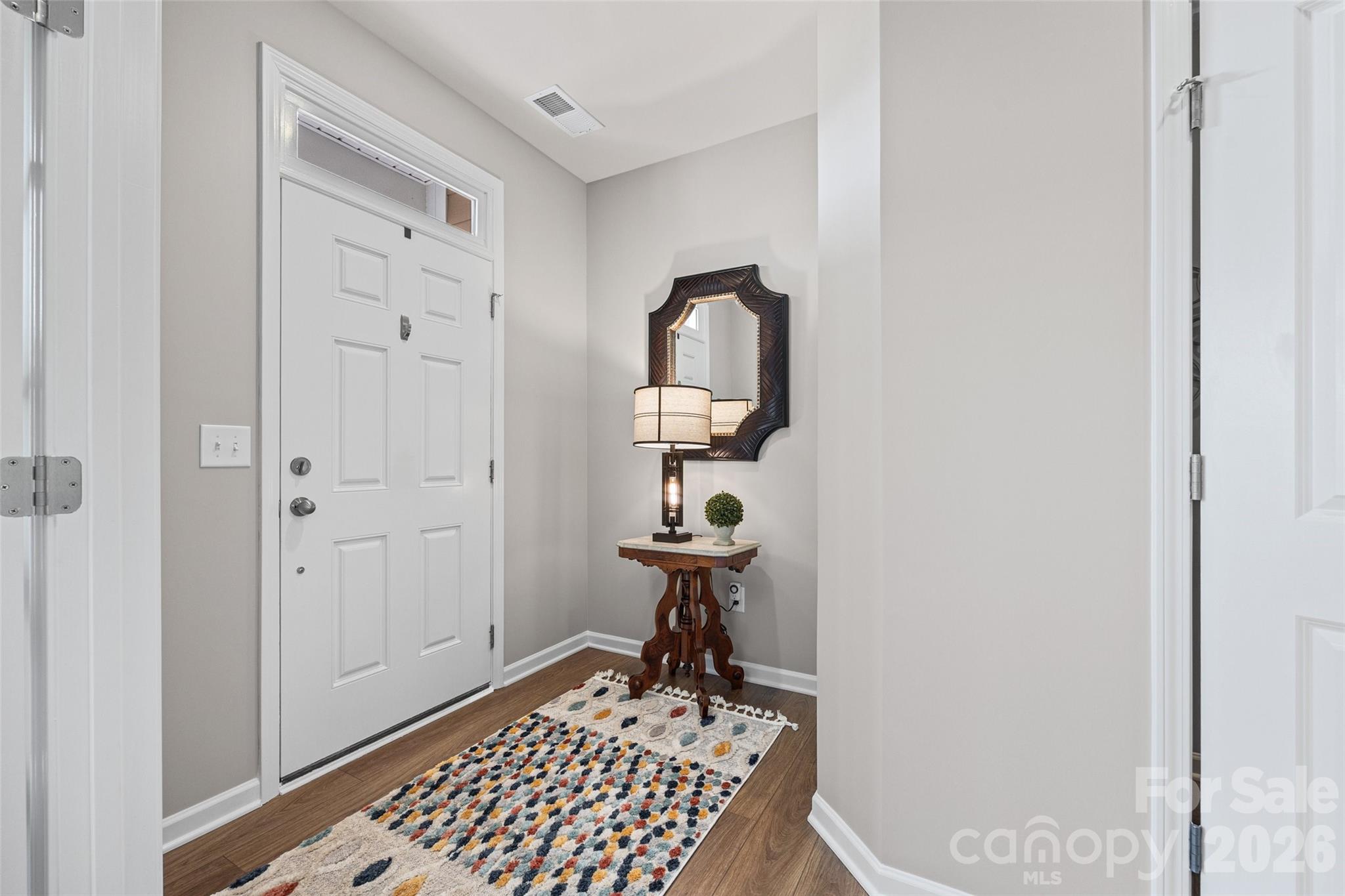 909 Cobbled Way Property Photo 4