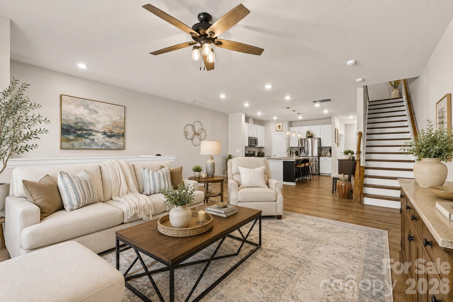 909 Cobbled Way Property Photo 11