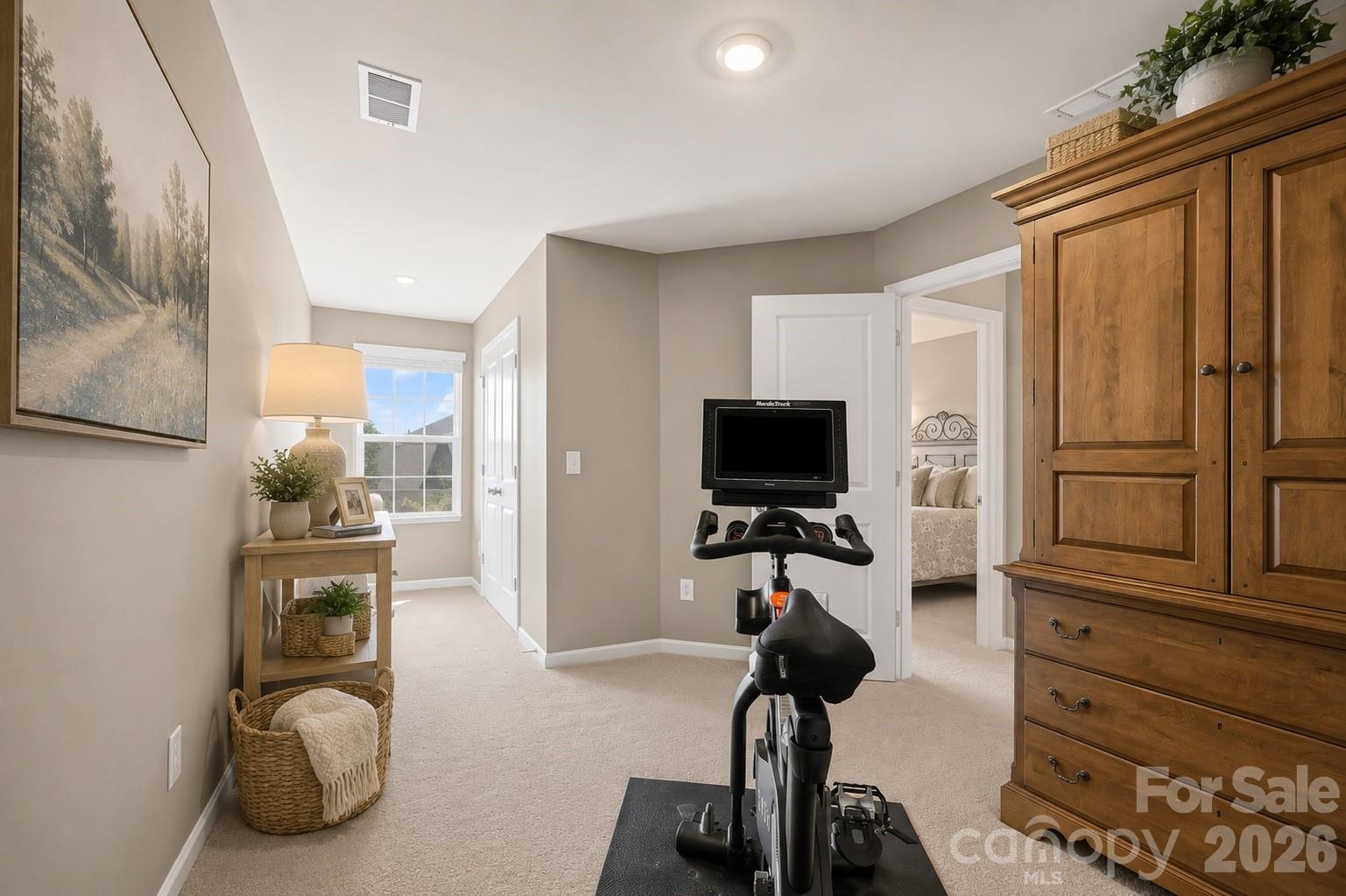 909 Cobbled Way Property Photo 15