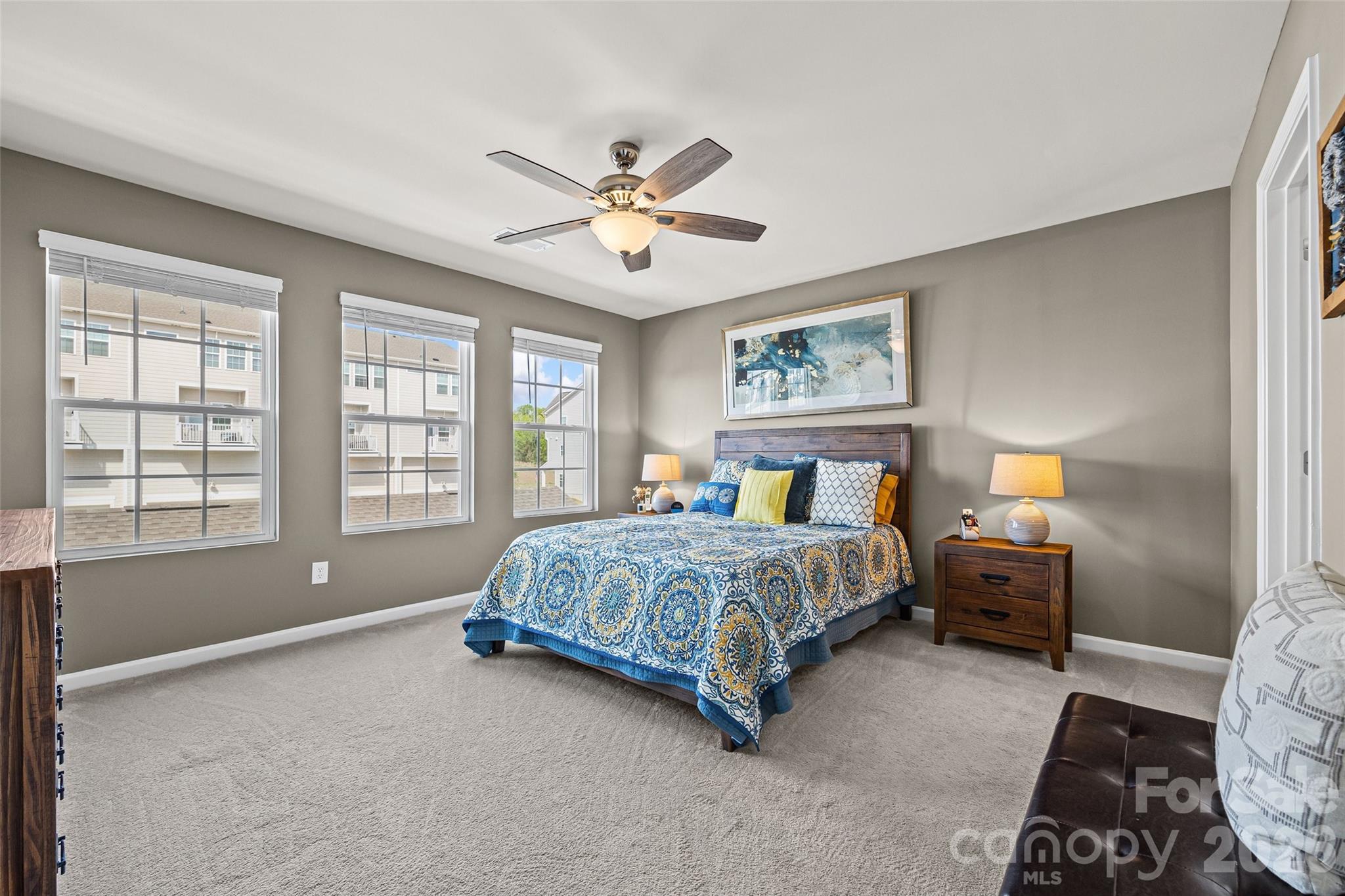 909 Cobbled Way Property Photo 19