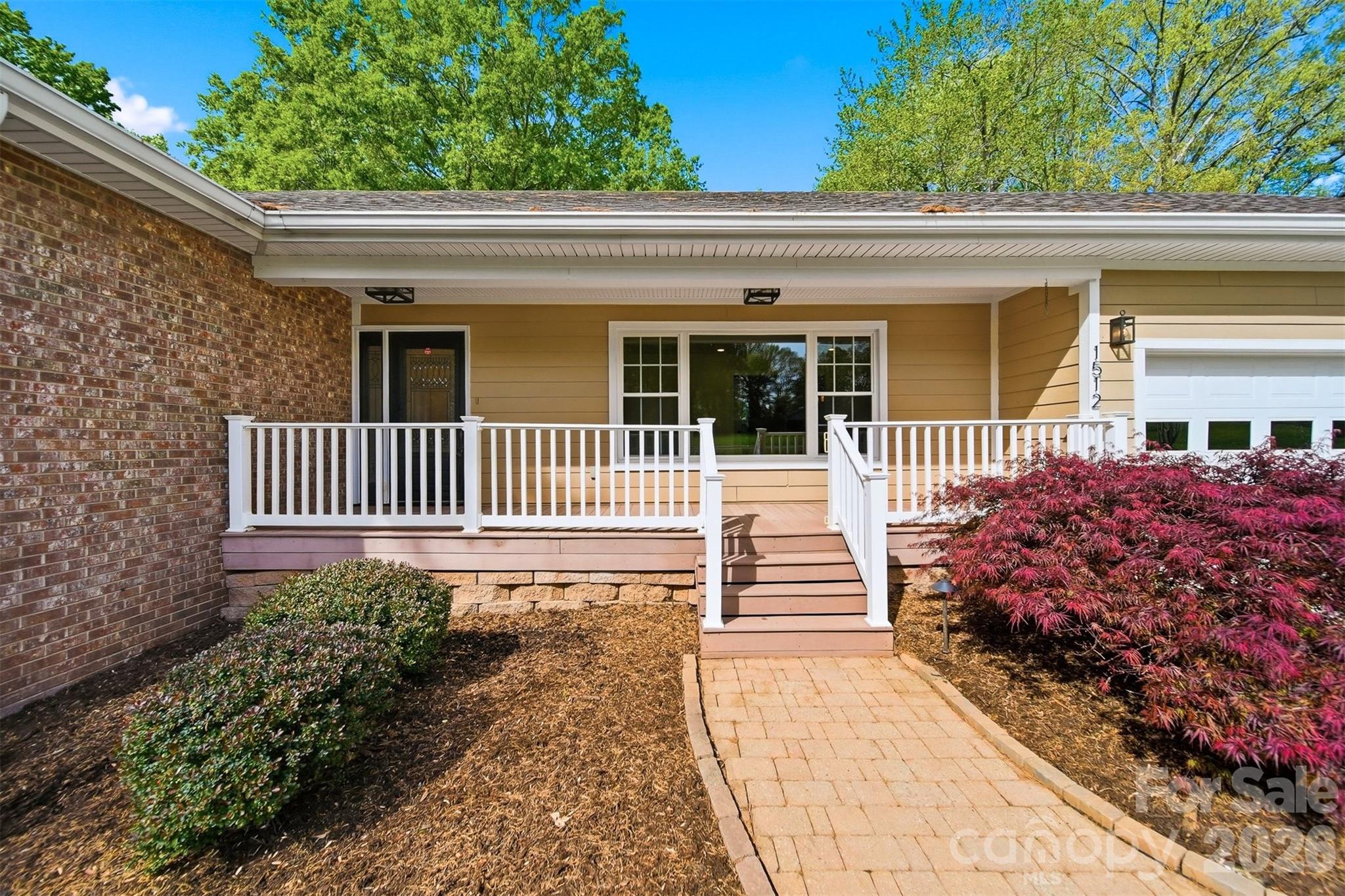 1512 Little Hill Road Property Photo 3