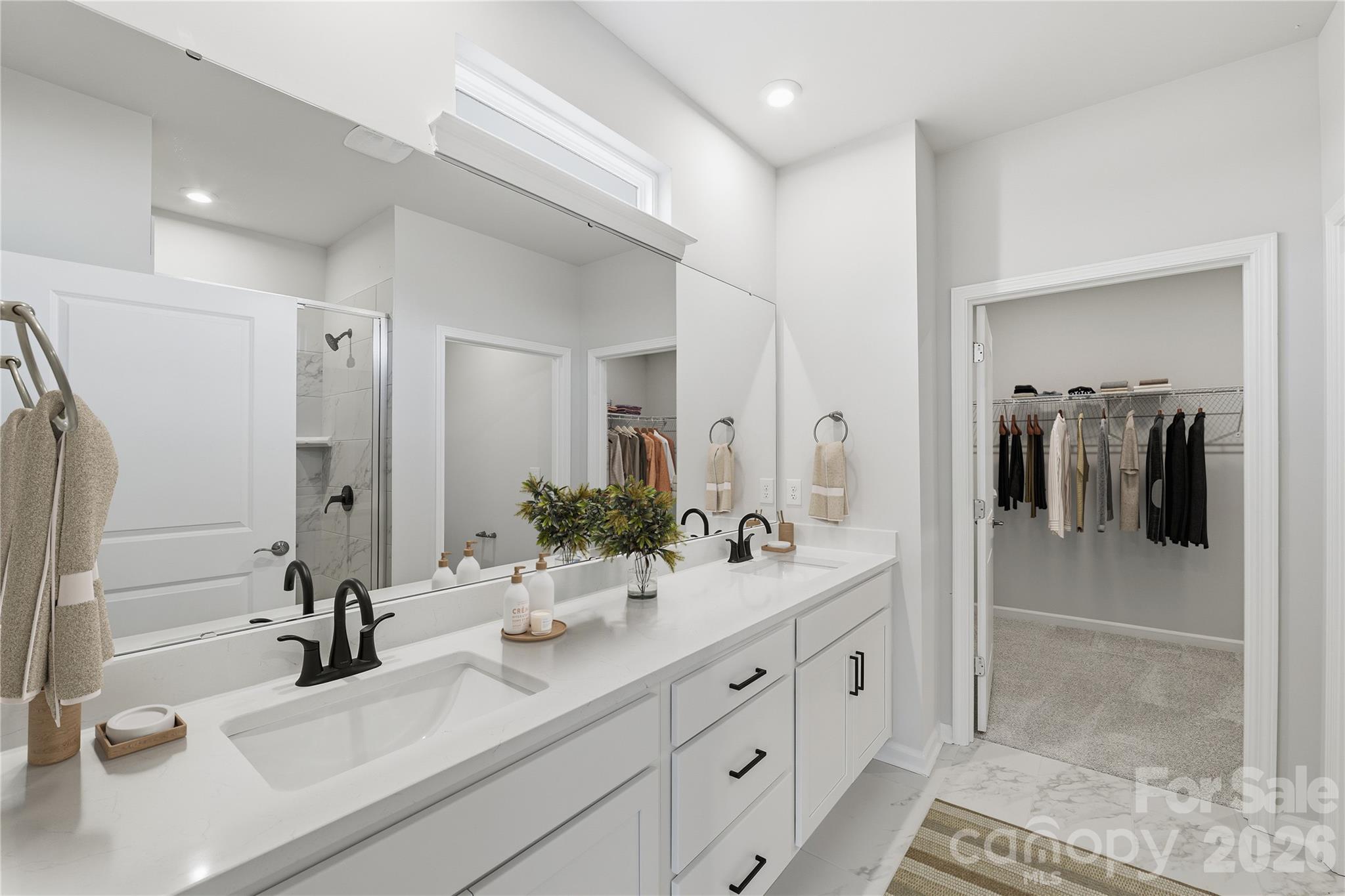 991 Exeter Drive Property Photo 8