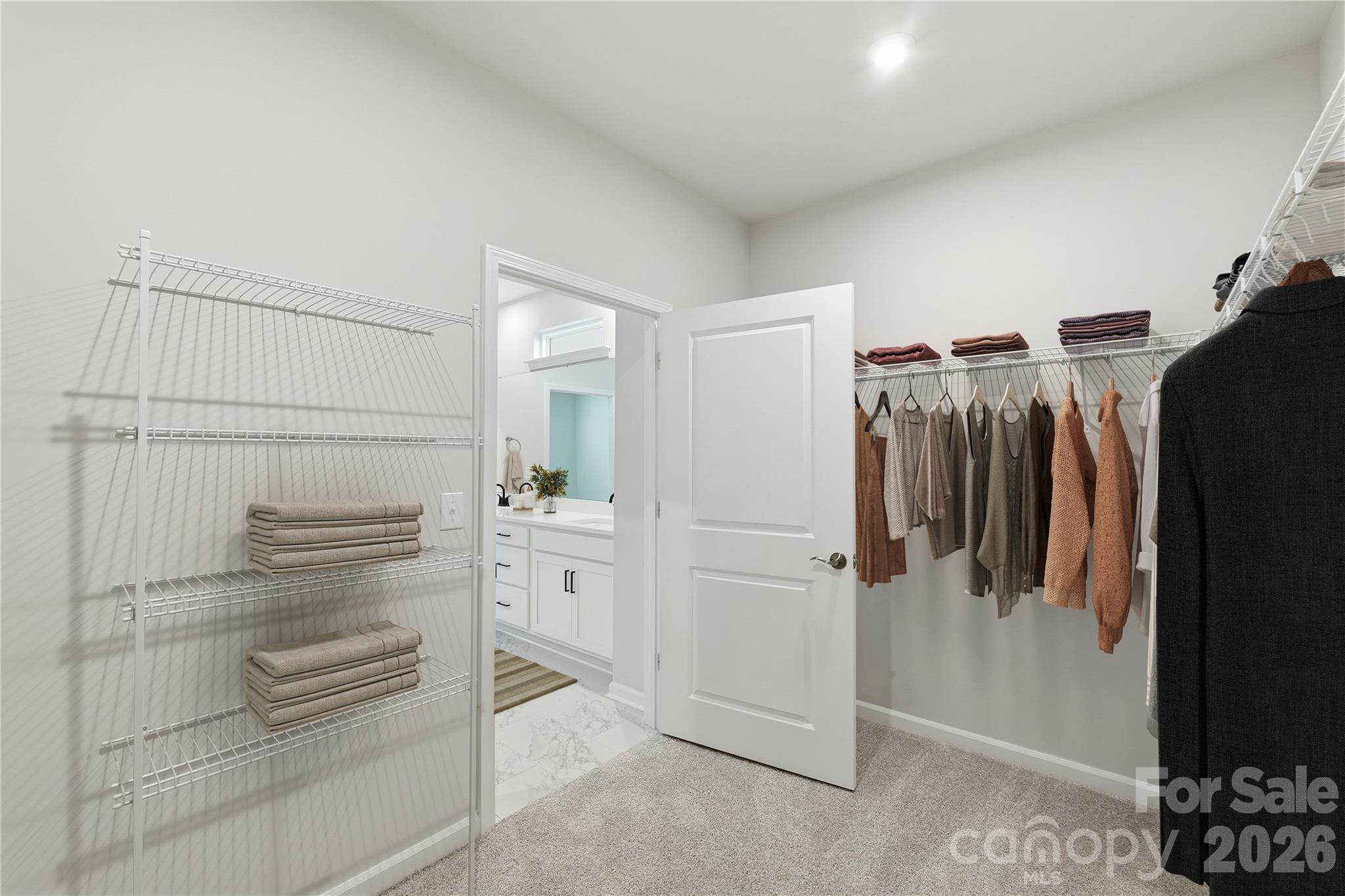 991 Exeter Drive Property Photo 9
