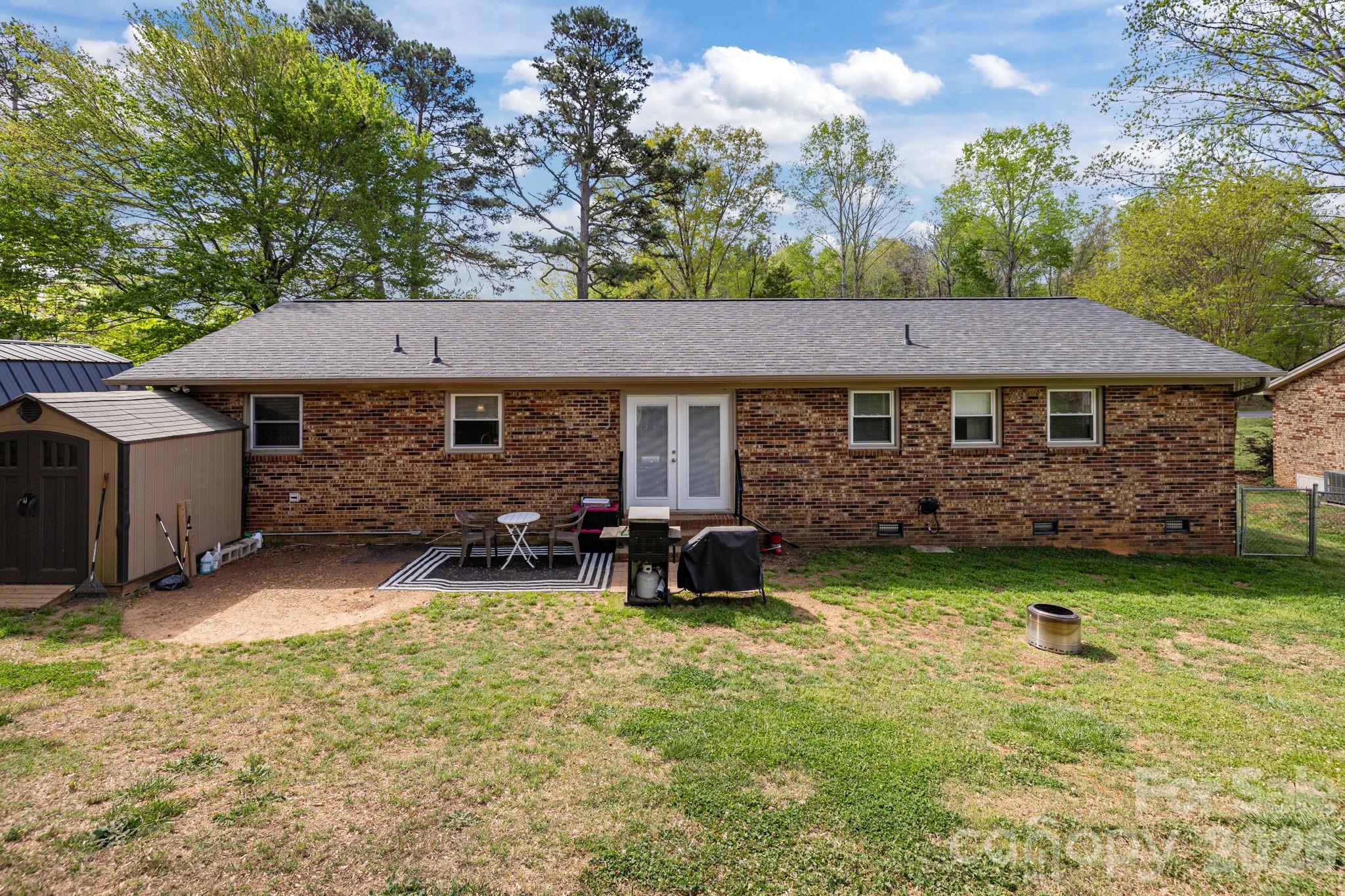 3942 Linwood Road Property Photo 29