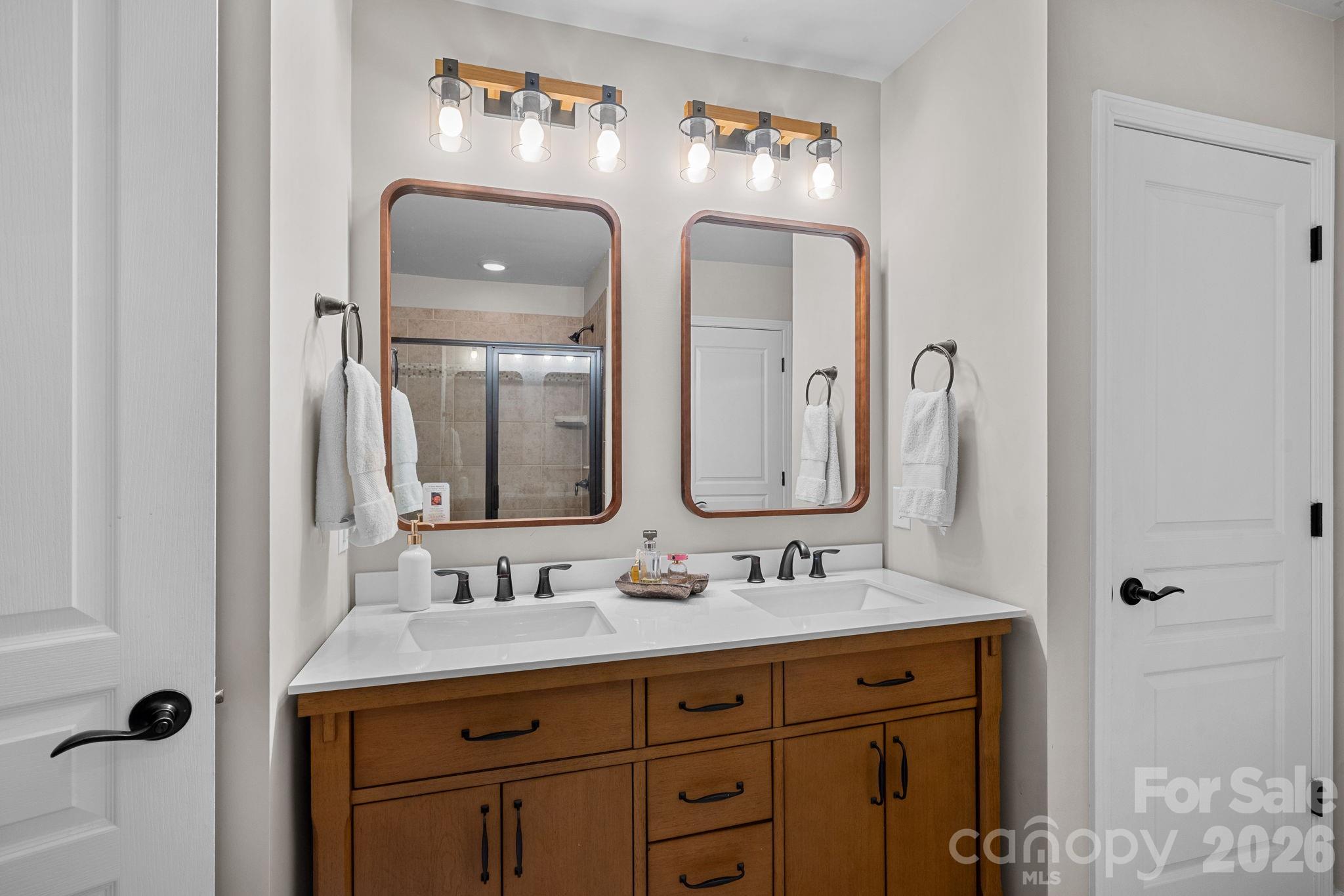 2207 Whitford Lane Property Photo 18