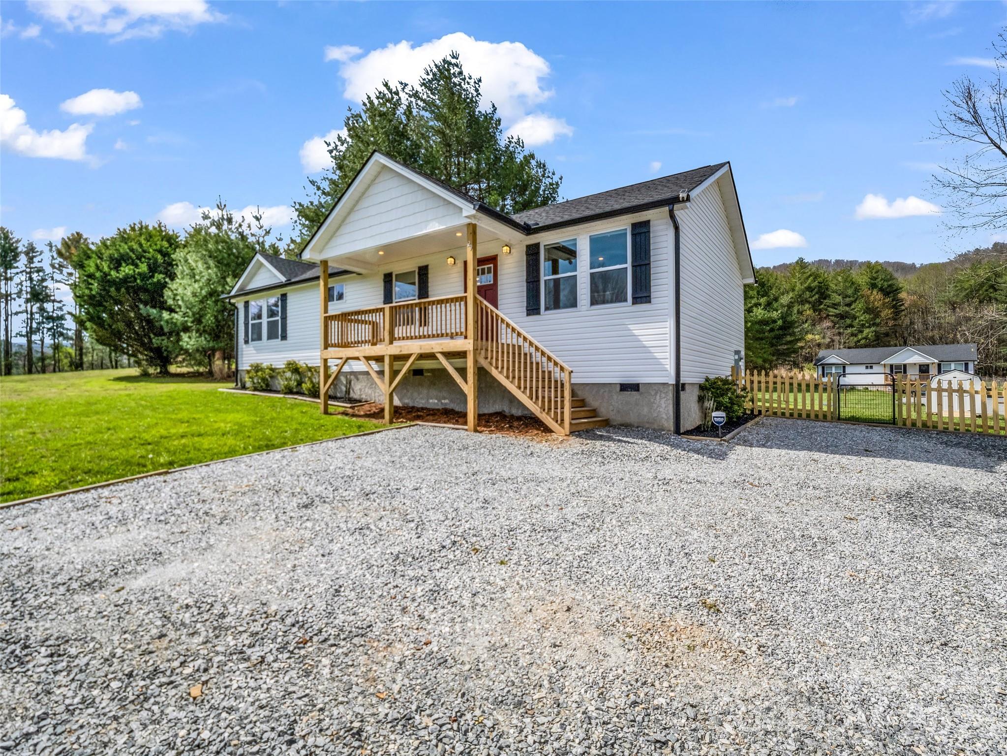29 Kanes Drive Property Photo 2