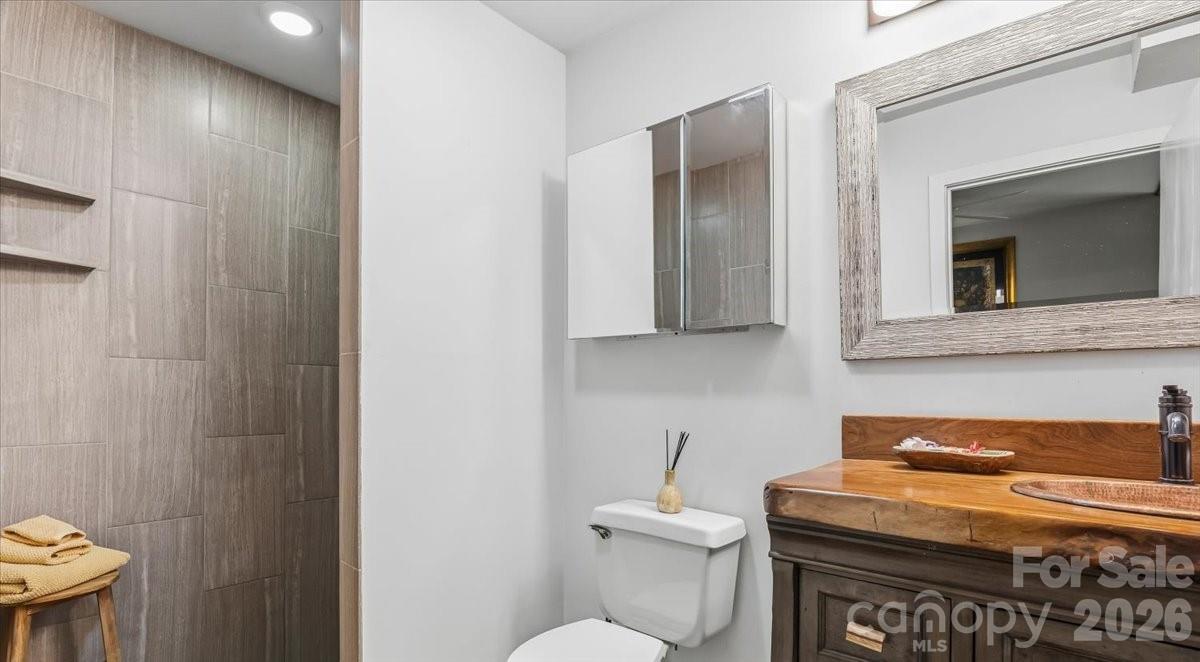 61 Greer Way Property Photo 33