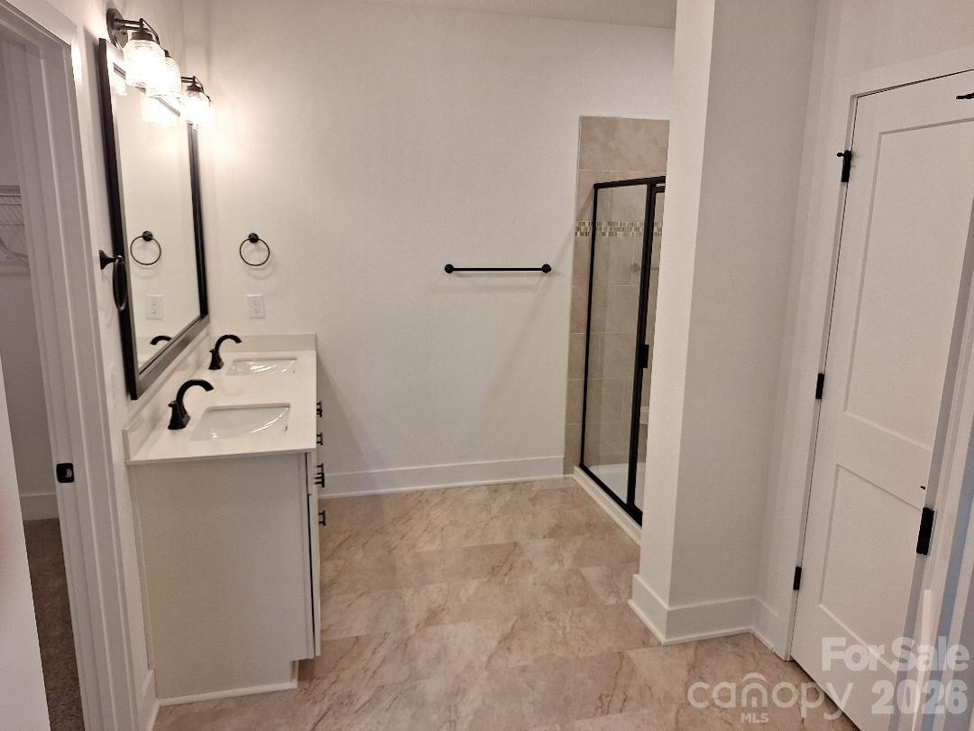 5115 Colchester Court 60 Property Photo 17