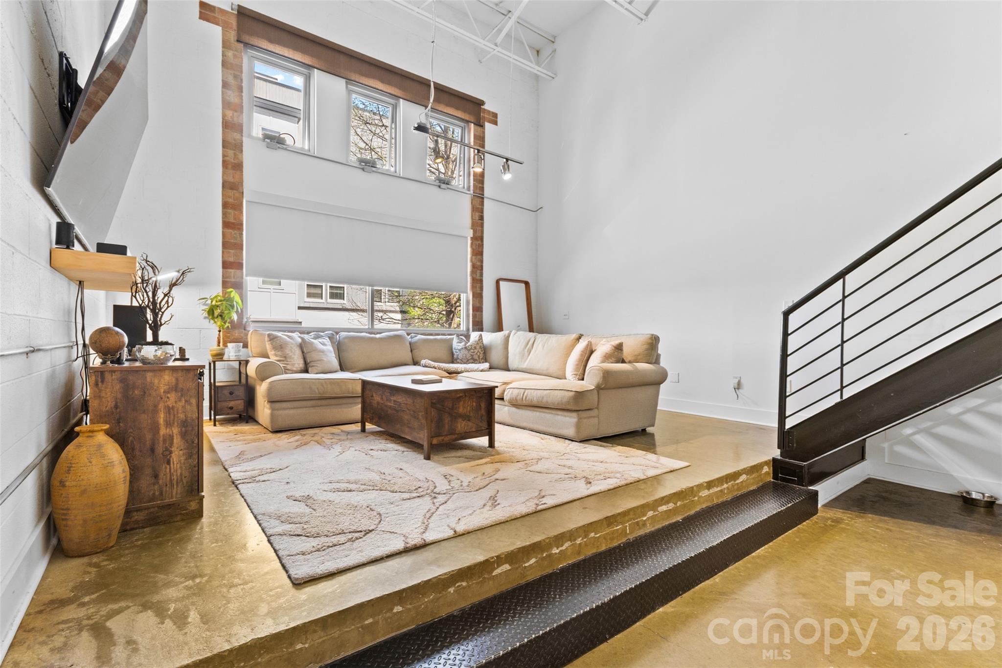 925 Westmere Avenue Property Photo 7