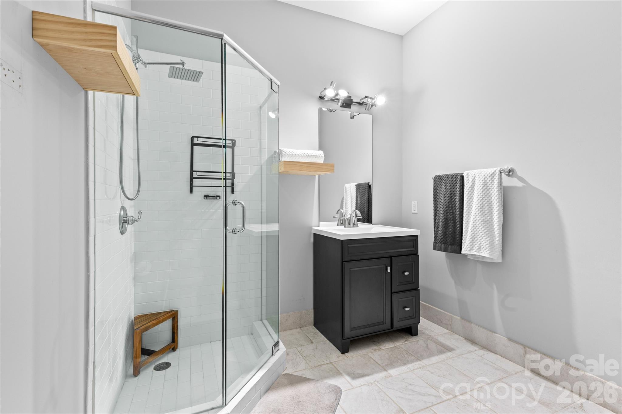 925 Westmere Avenue Property Photo 15