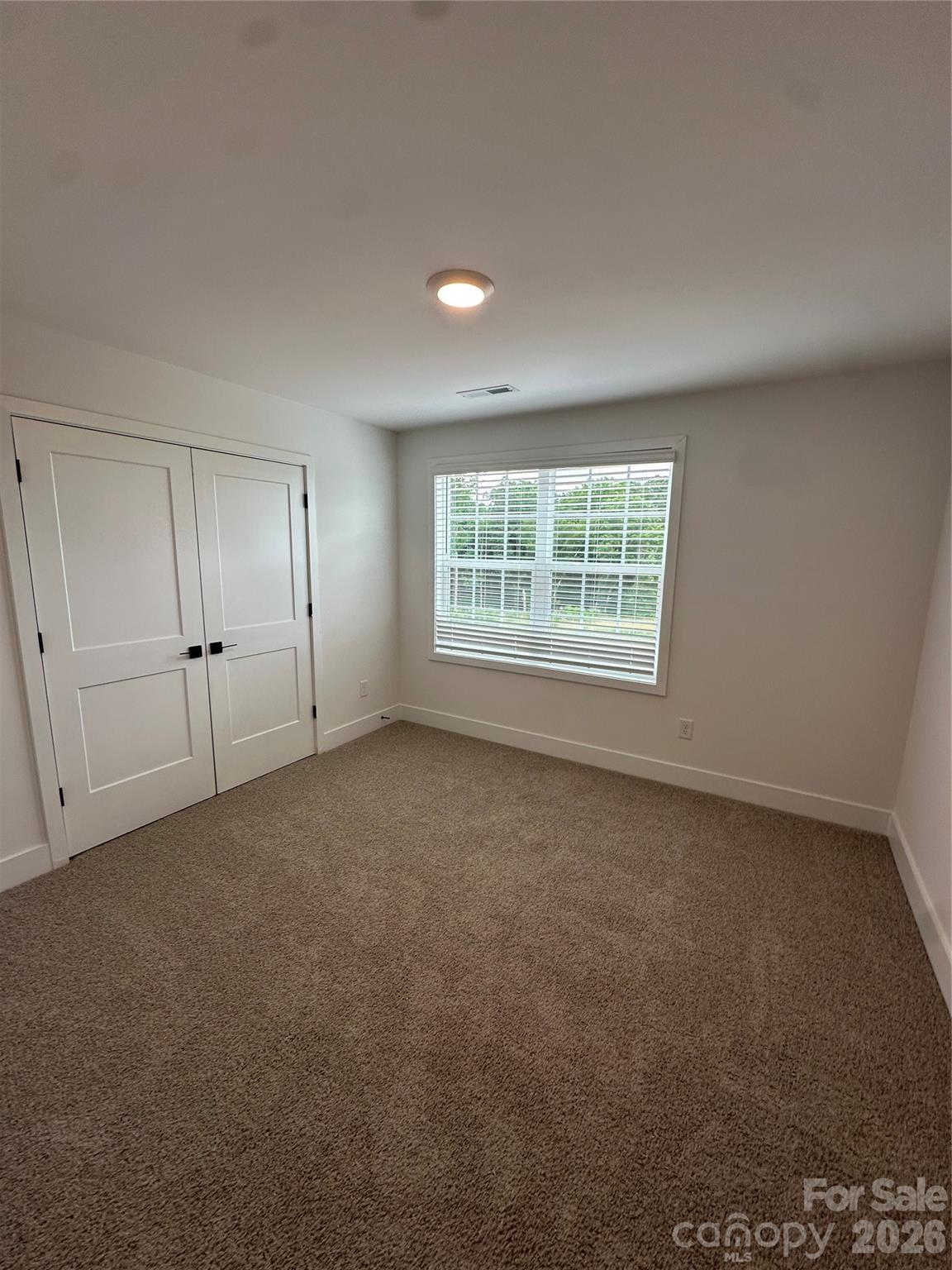 1063 Penarth Drive 76 Property Photo 18