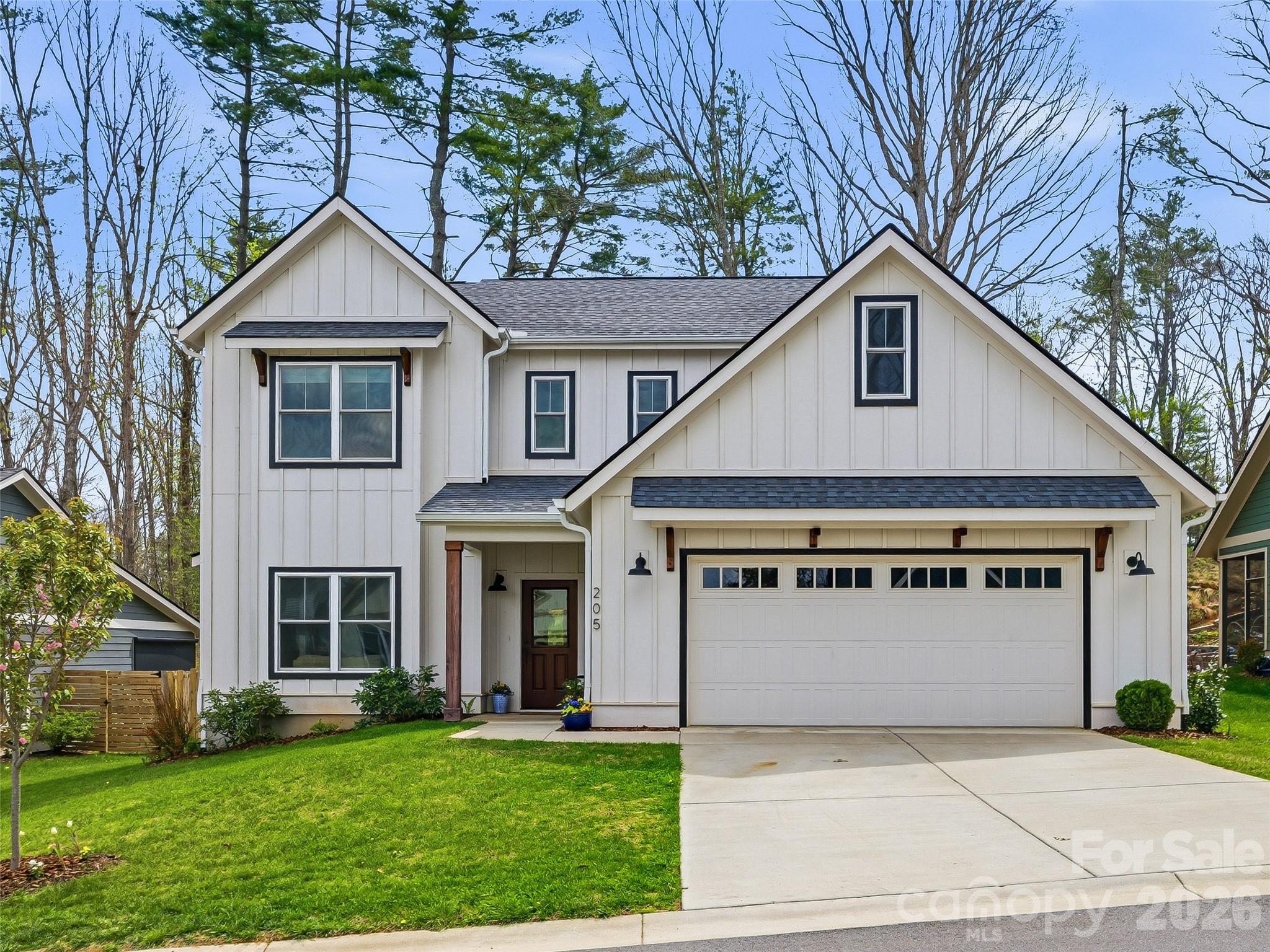 205 Weybridge Drive Property Photo 1