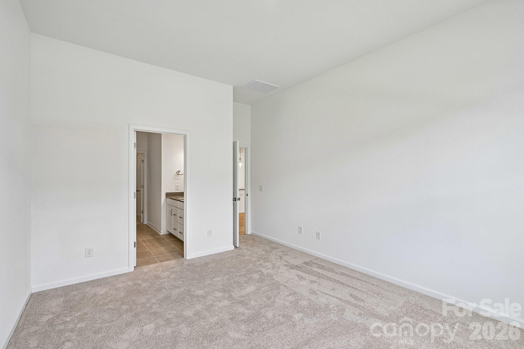 3166 Beacon Heights Road Property Photo 13